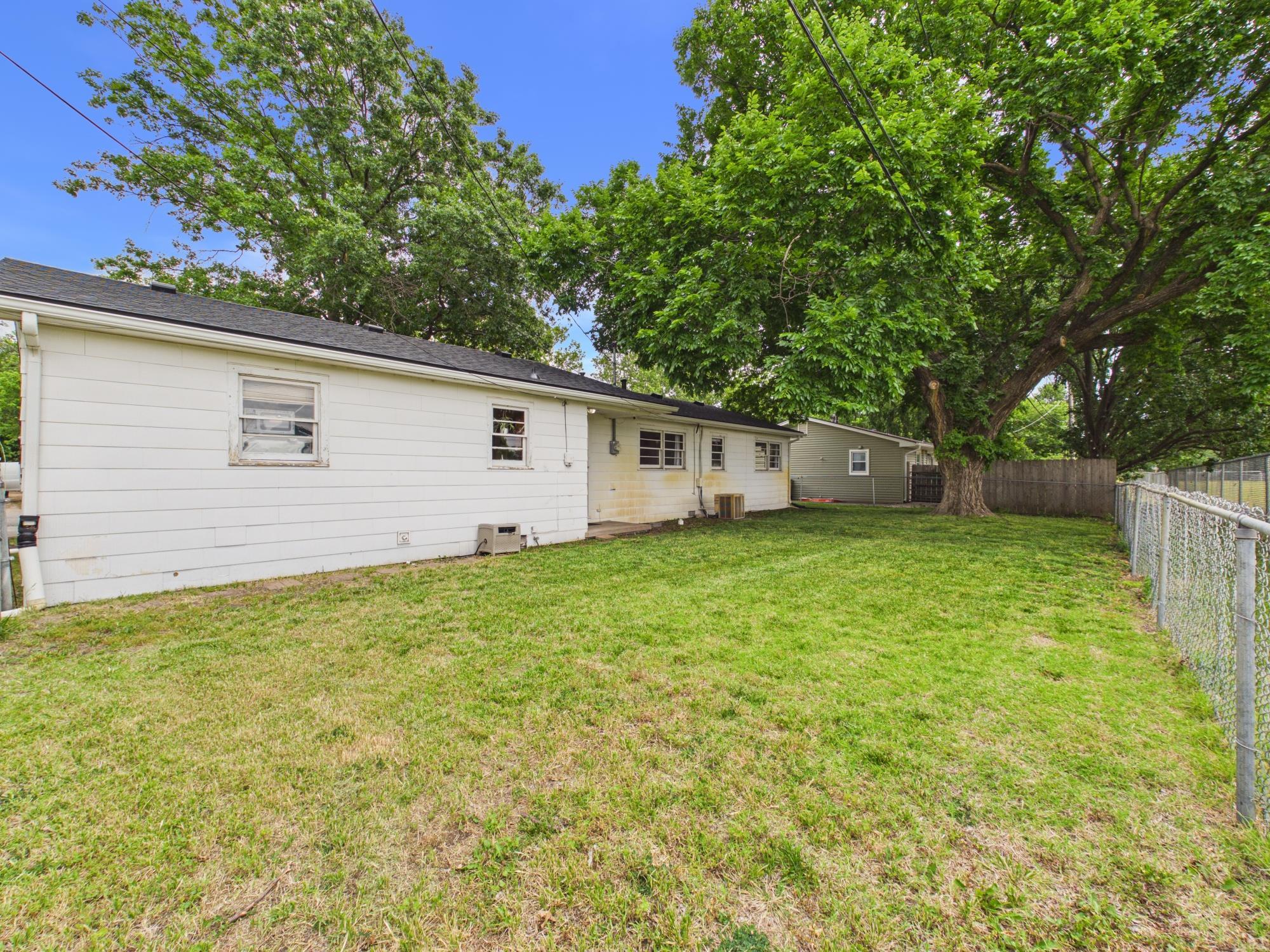 555 N Colby Street Valley Center KS 67147
