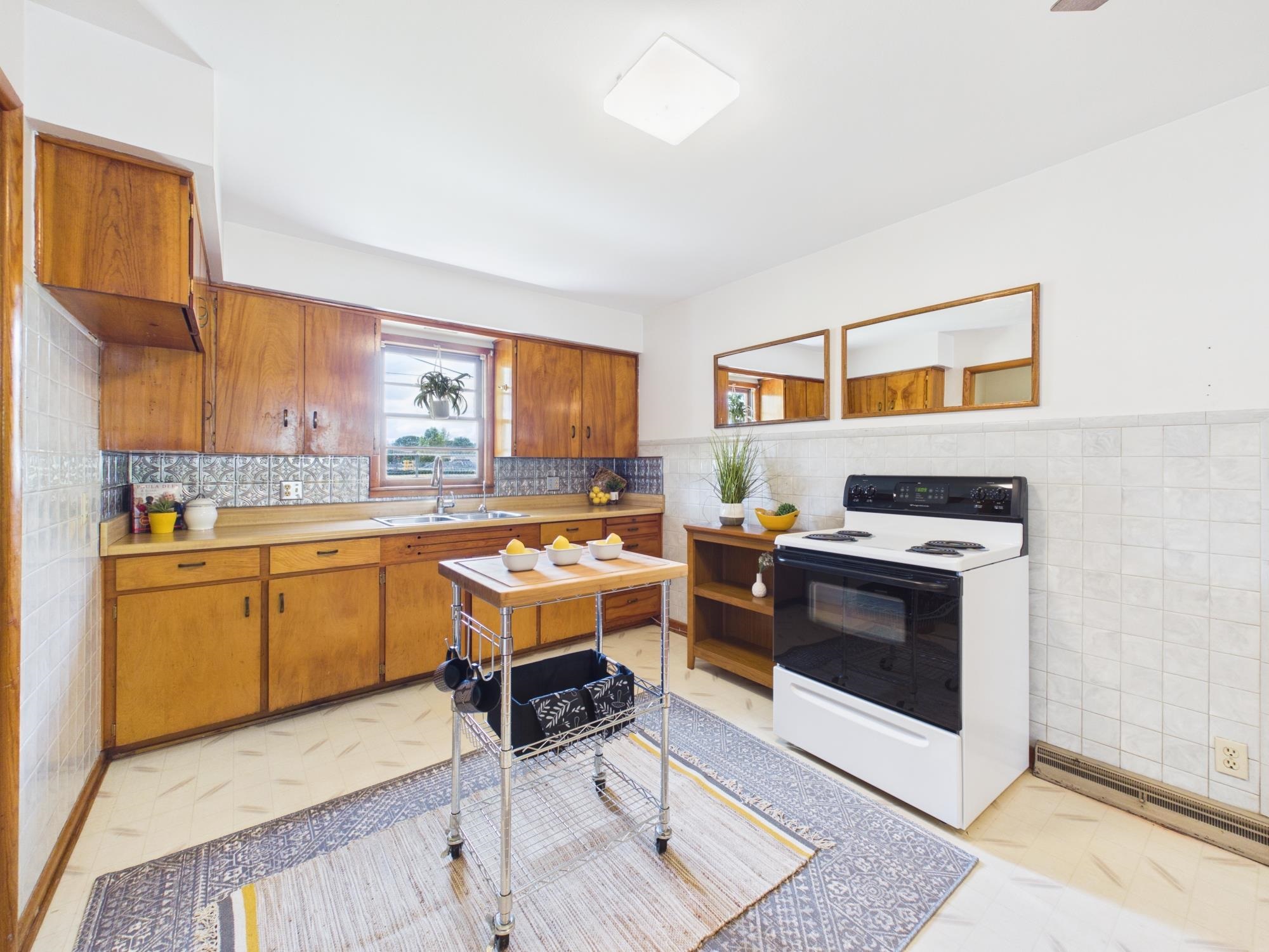 555 N Colby Street Valley Center KS 67147