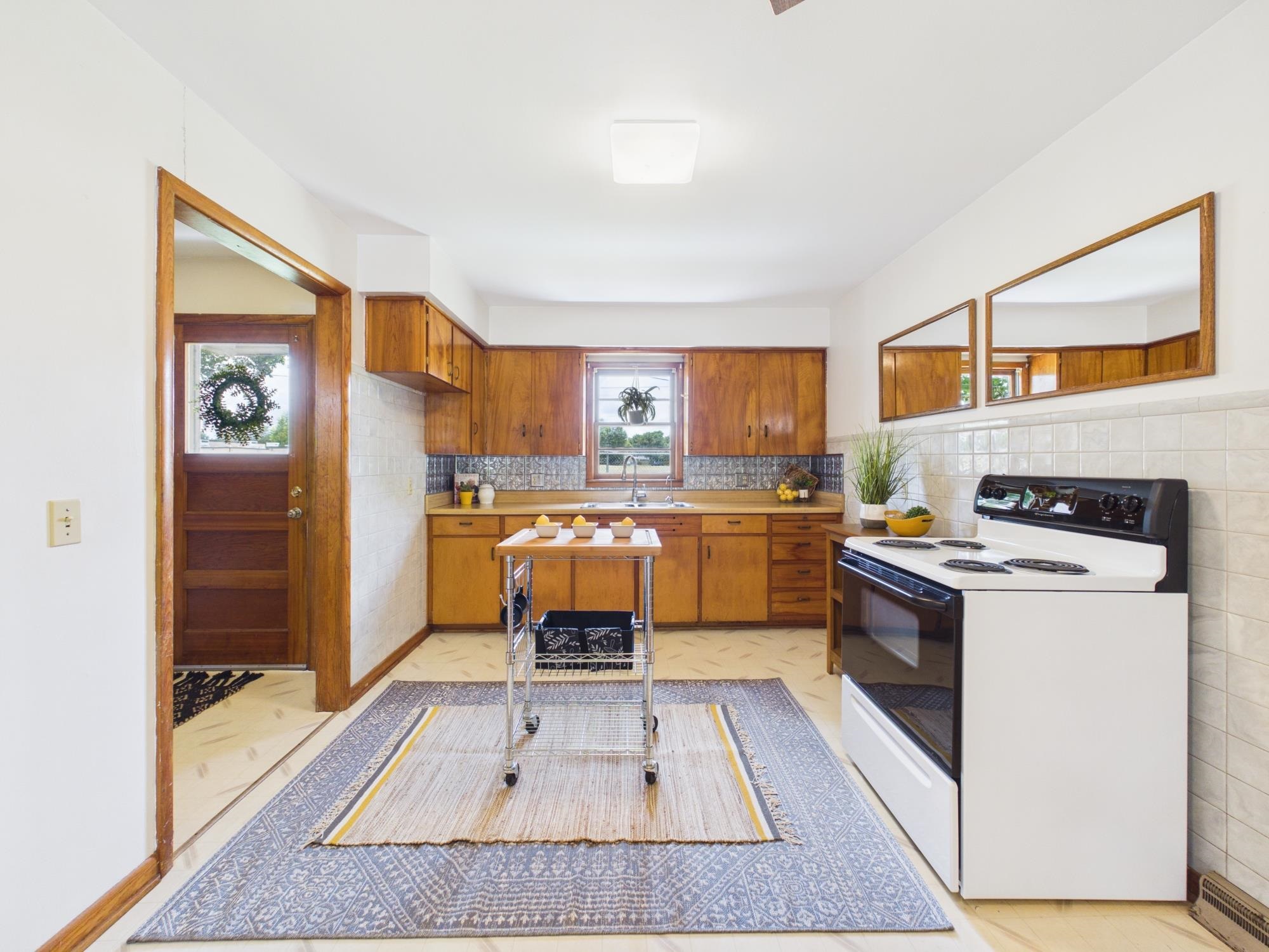 555 N Colby Street Valley Center KS 67147