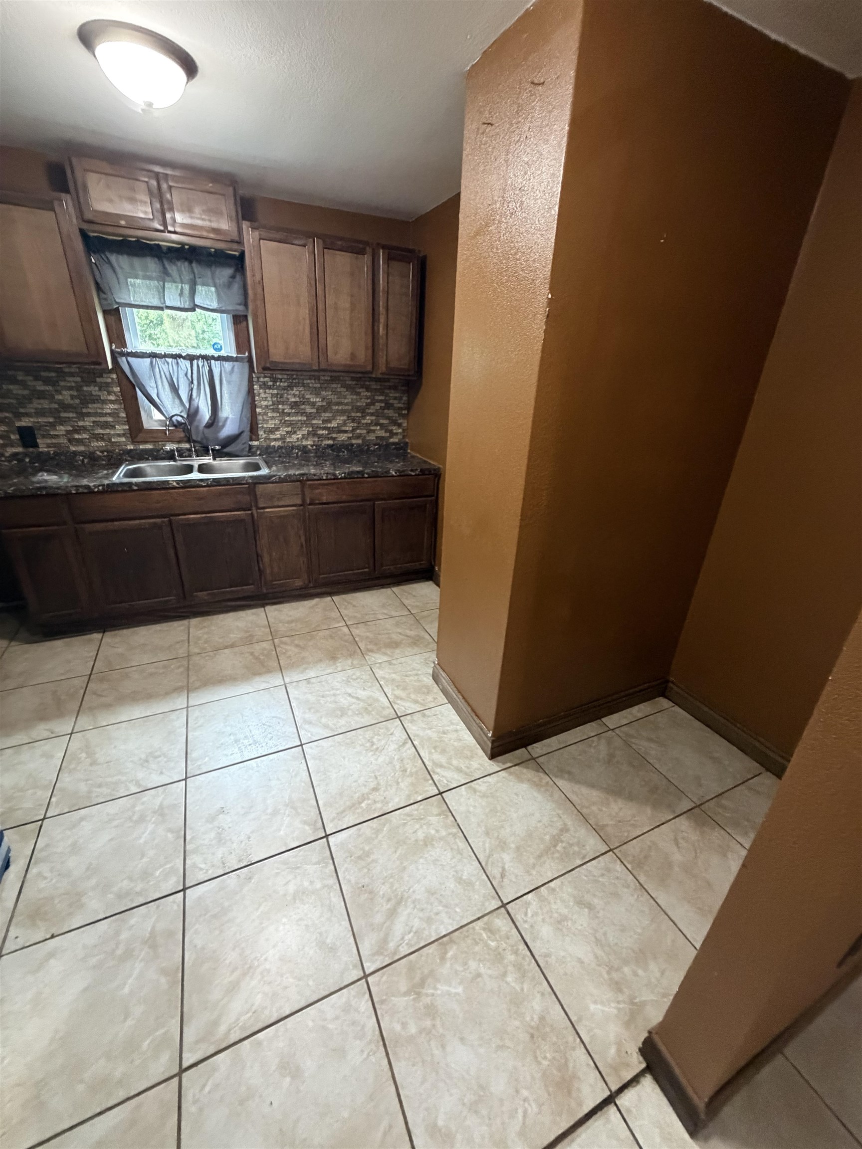 2312 N Minnesota Wichita KS 67219