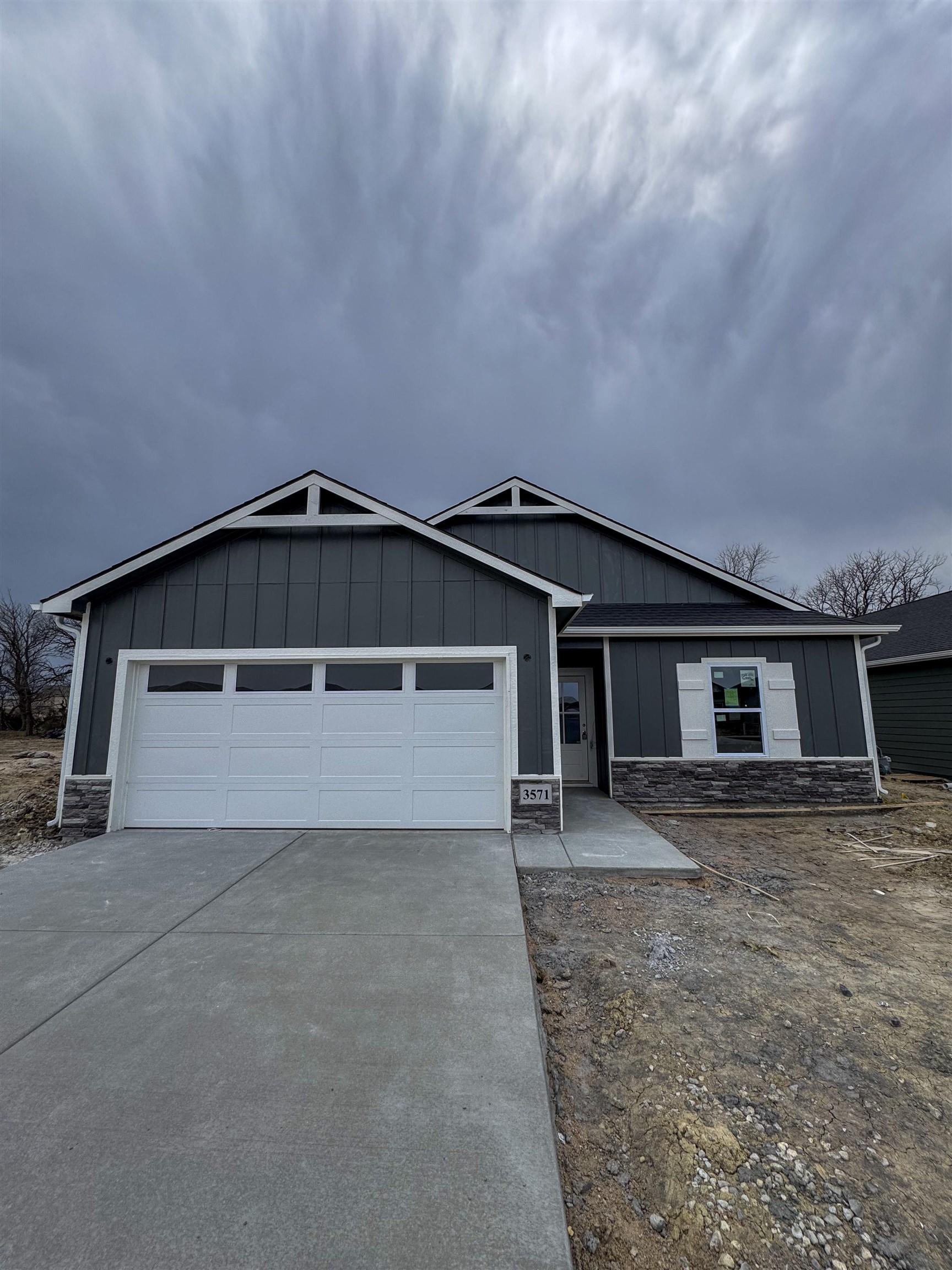 3571 E Bearsden Derby KS 67037