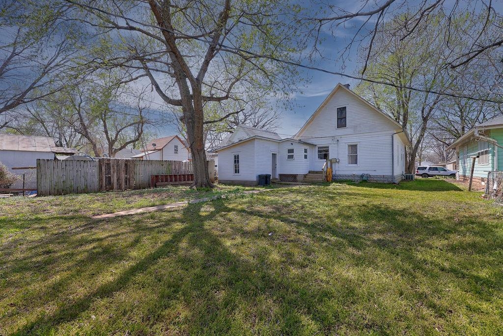 1012 Stewart Street Winfield KS 67156