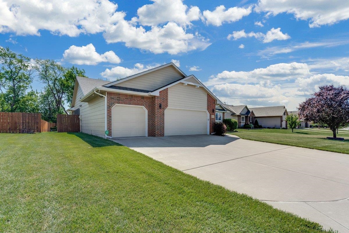 8722 E Blade Court Wichita KS 67226