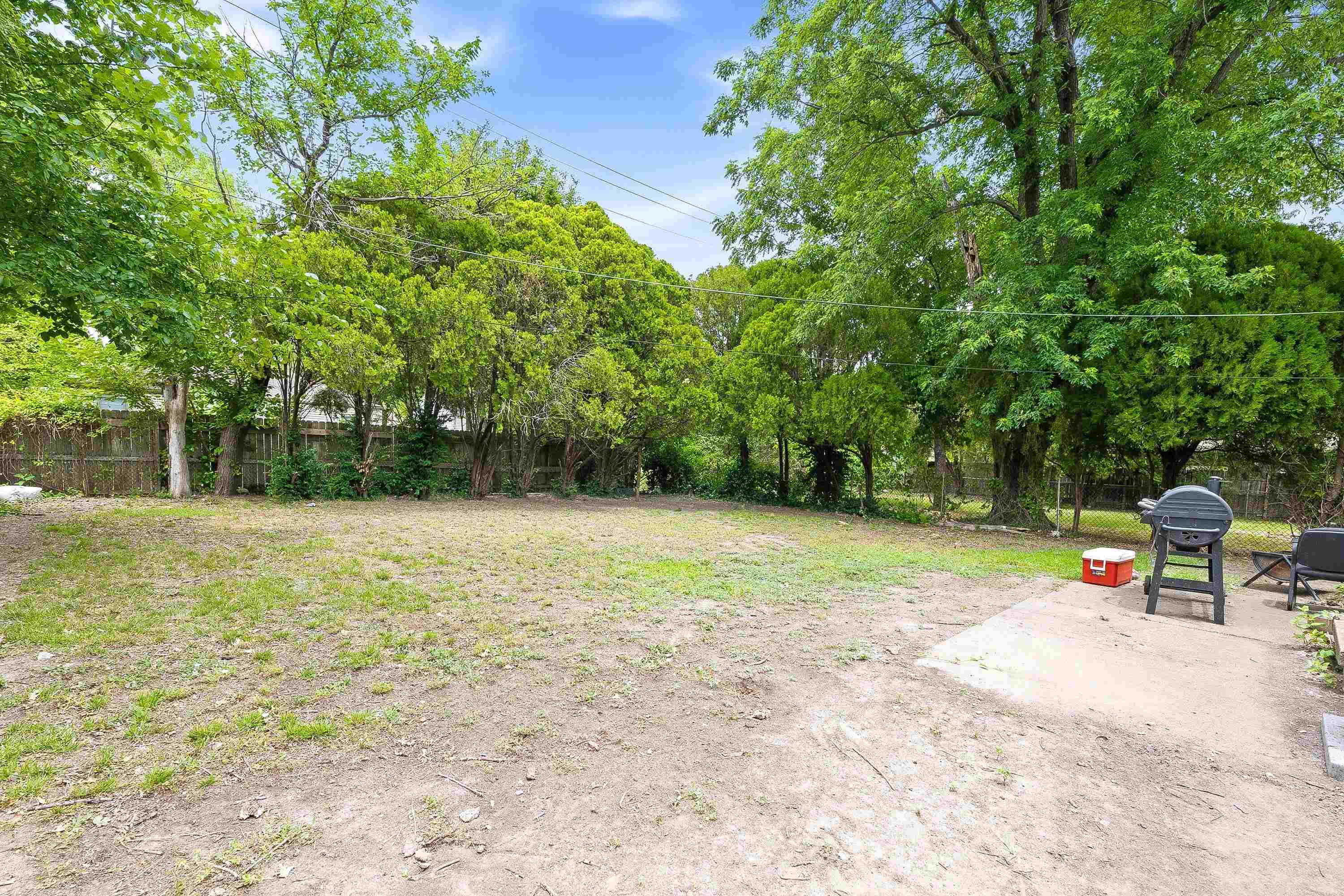 641 S Apache Drive Wichita KS 67207