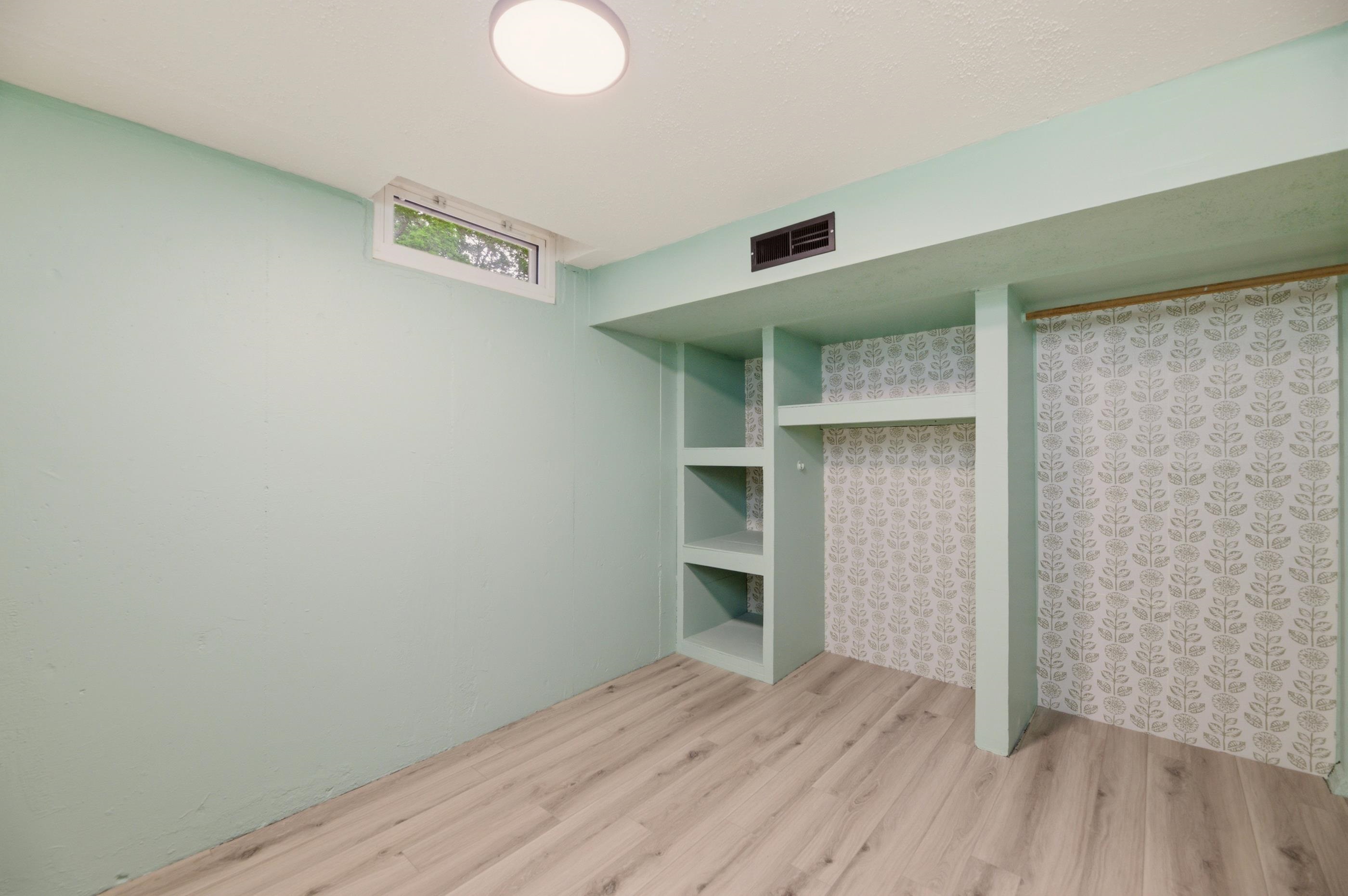 434 S Western Avenue Haysville KS 67060