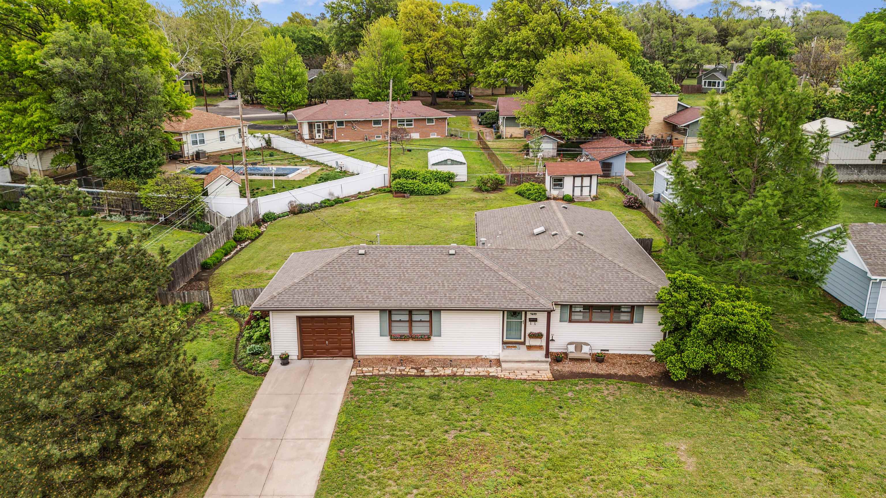 1610 N Park Lane Augusta KS 67010-0000