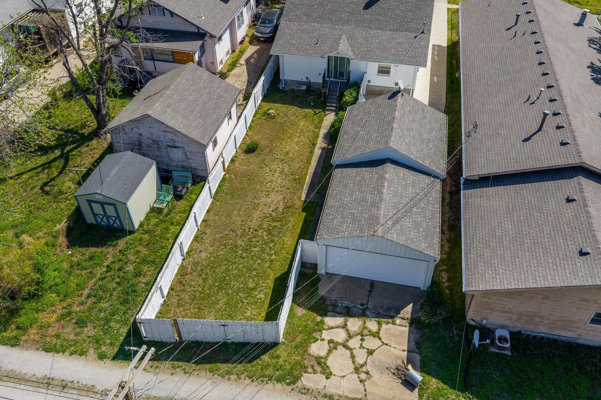 1006 N Washington Avenue Wellington KS 67152