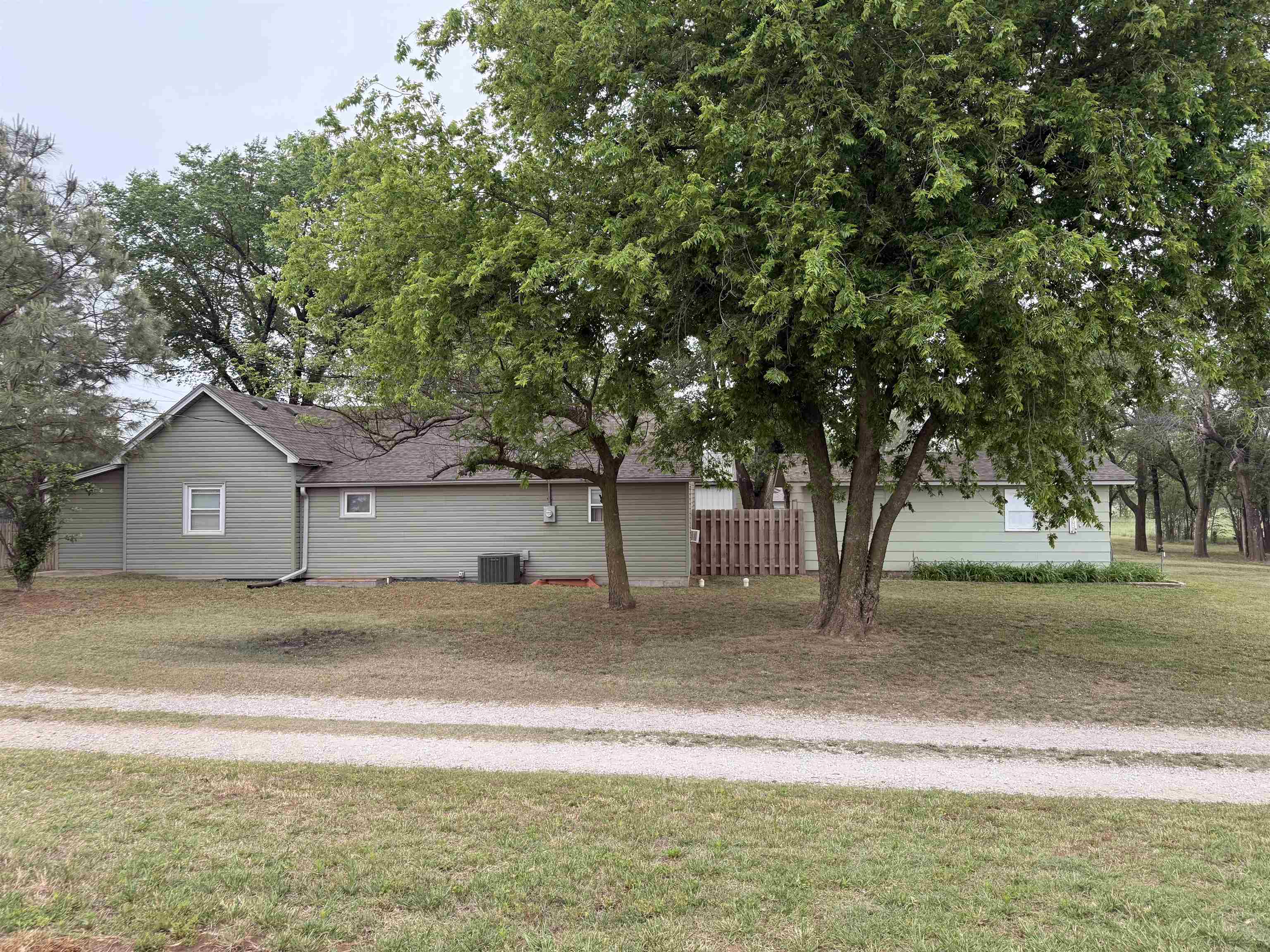 406 W Burns Norwich KS 67118