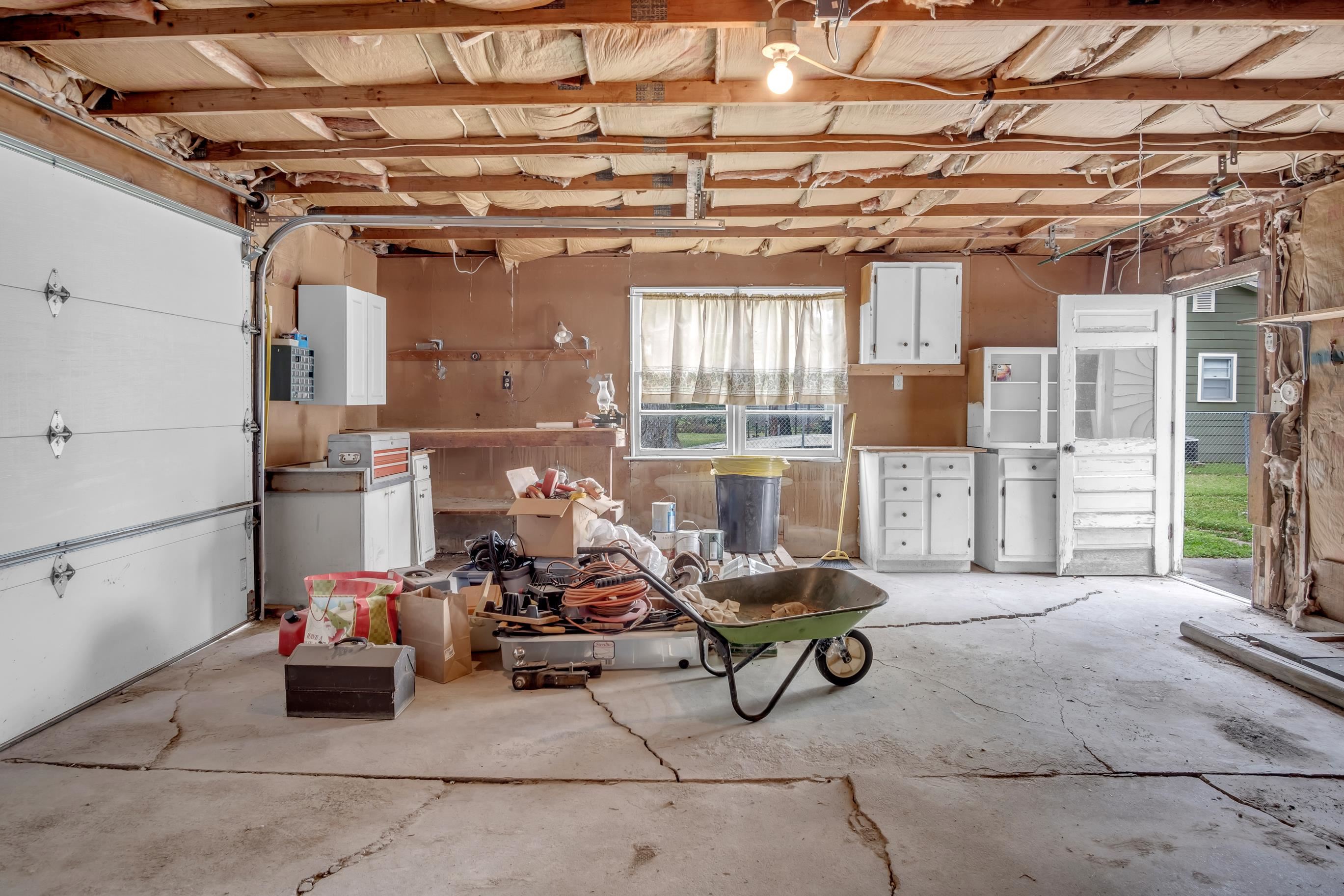 1613 E 10th Newton KS 67114