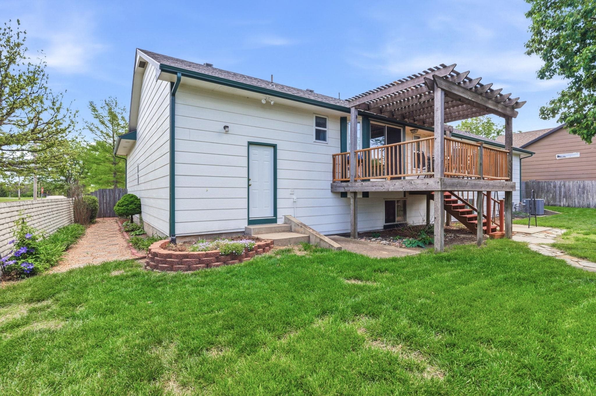 1 N Valley Oaks Court Valley Center KS 67147