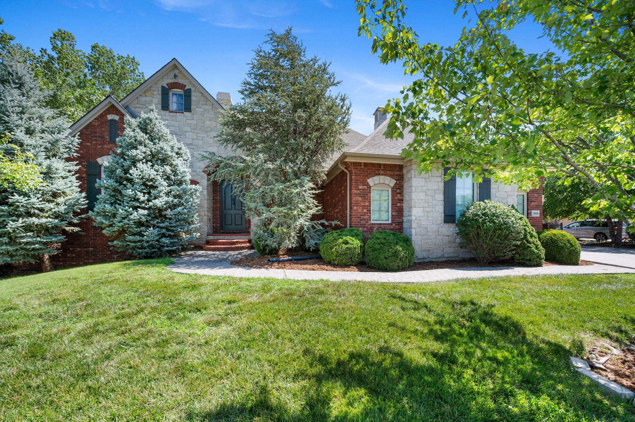 918 E Lakecrest Drive Andover KS 67002