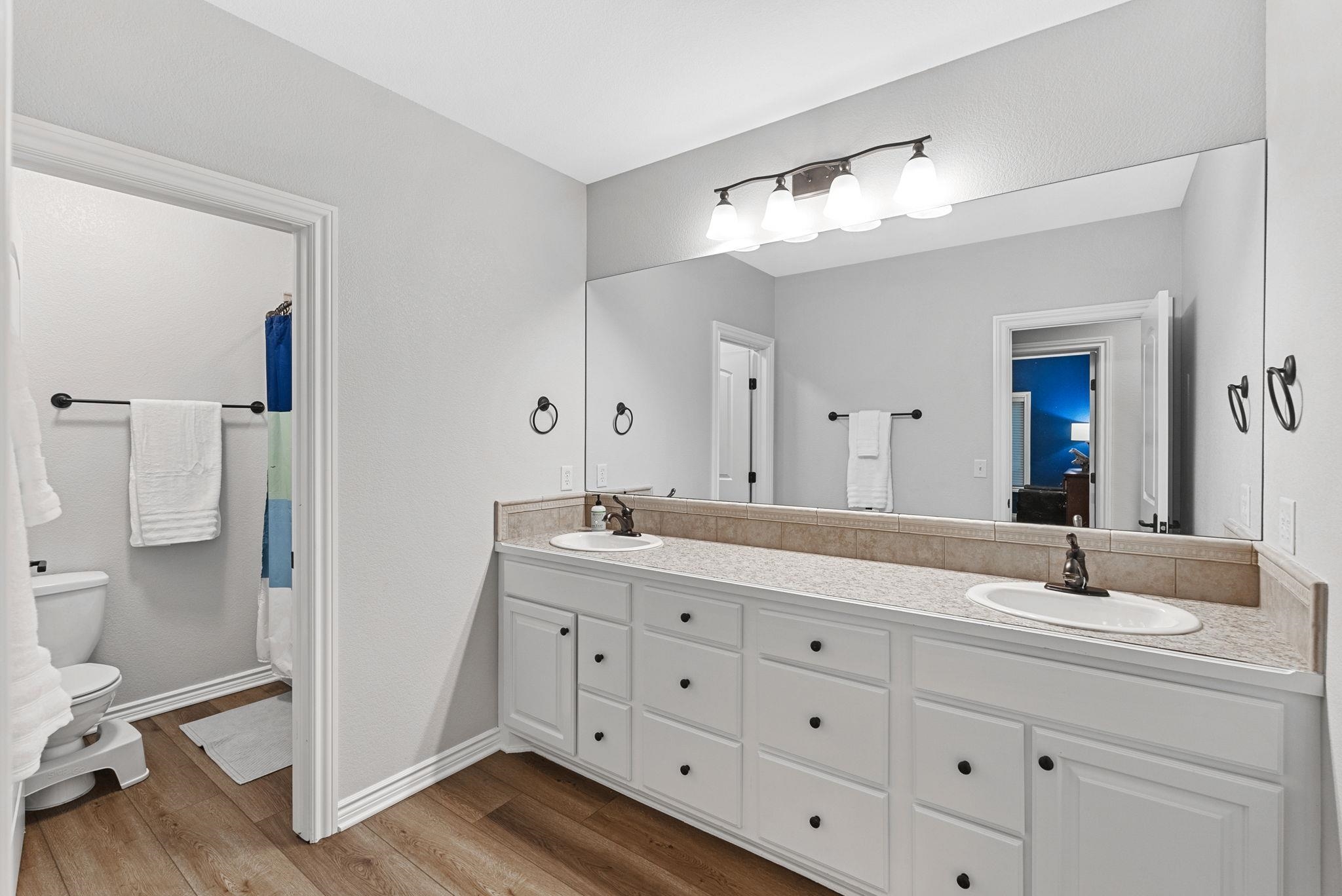 918 E Lakecrest Drive Andover KS 67002