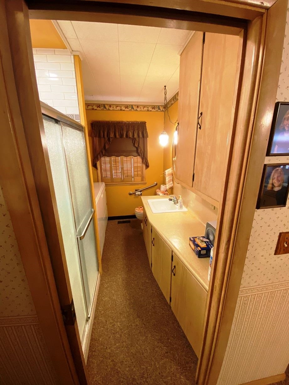 902 E 4th Newton KS 67114