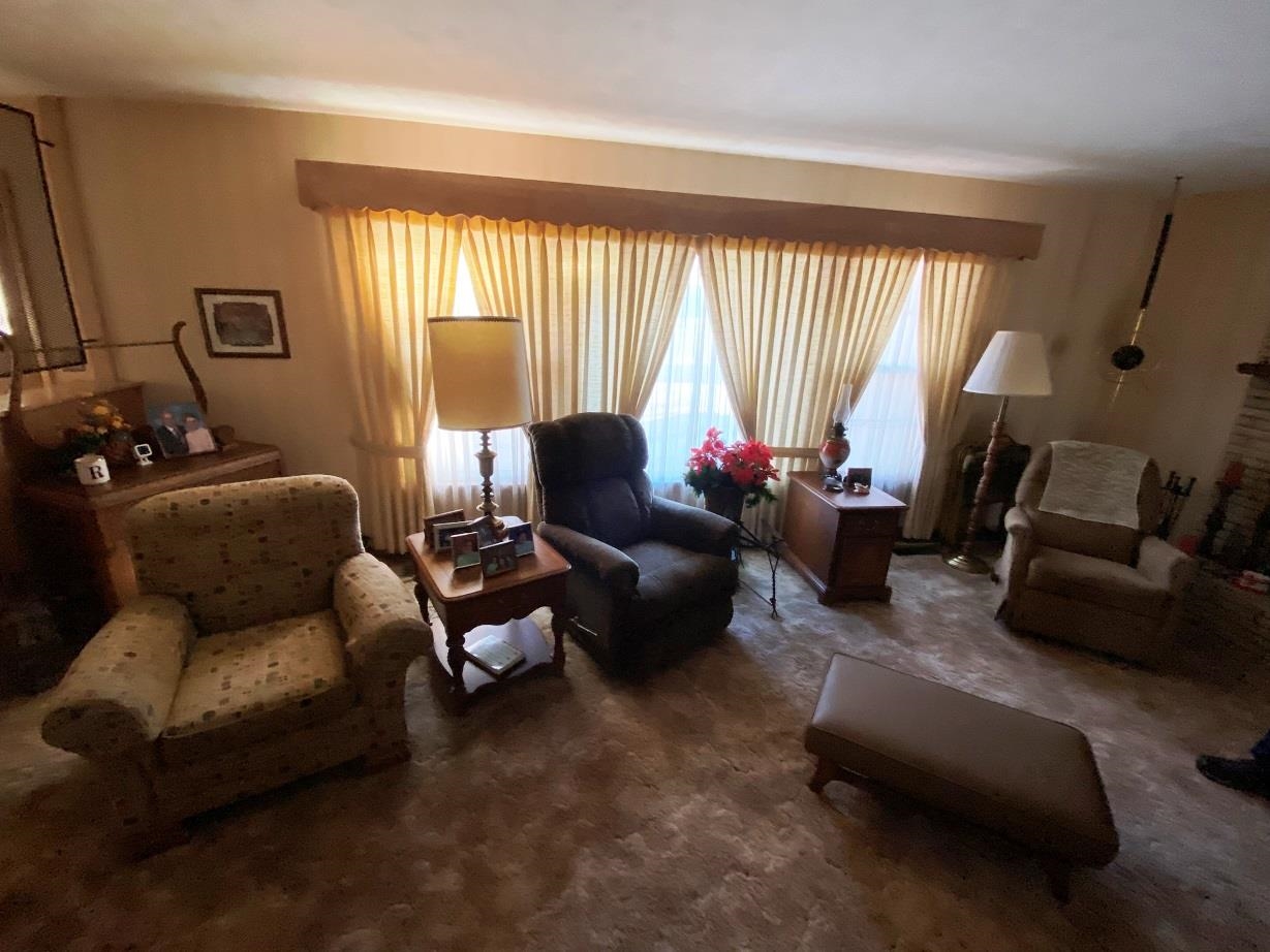 902 E 4th Newton KS 67114
