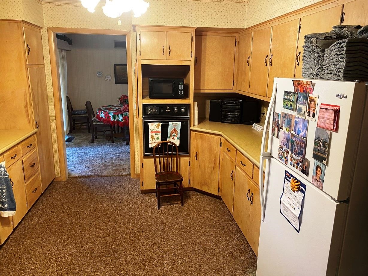 902 E 4th Newton KS 67114