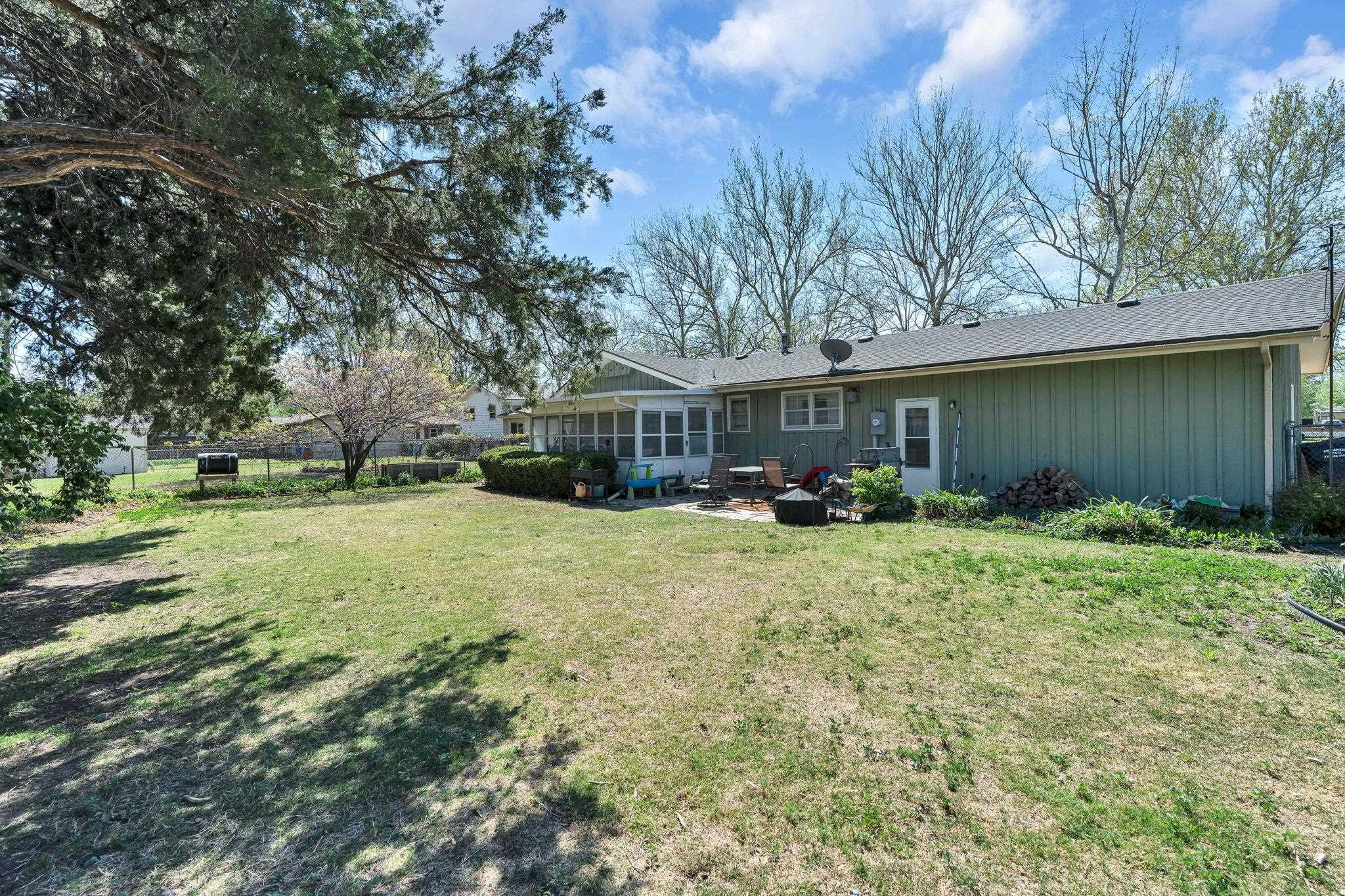 4102 W 17th Street N Wichita KS 67212