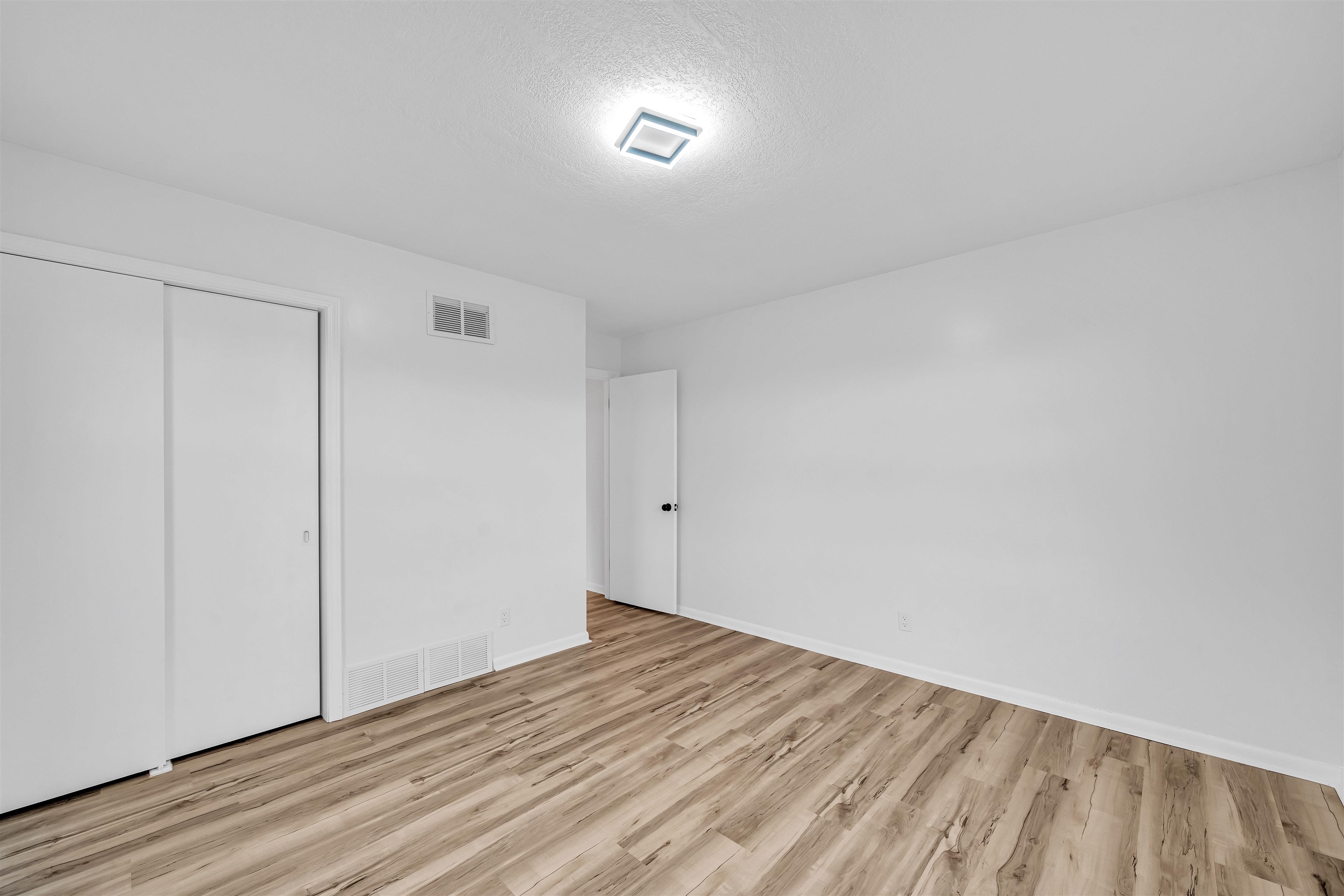 1123 S Woodlawn Boulevard Wichita KS 67218