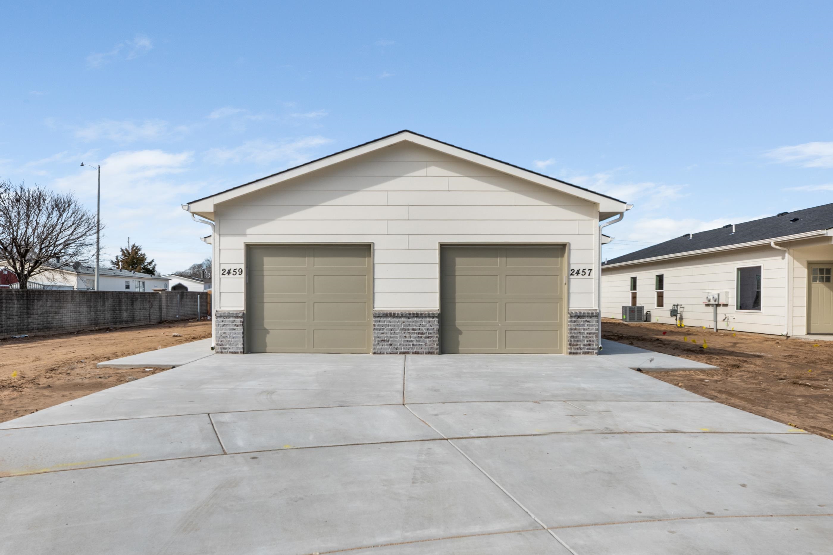 2447 W Macarthur Court Wichita KS 67217