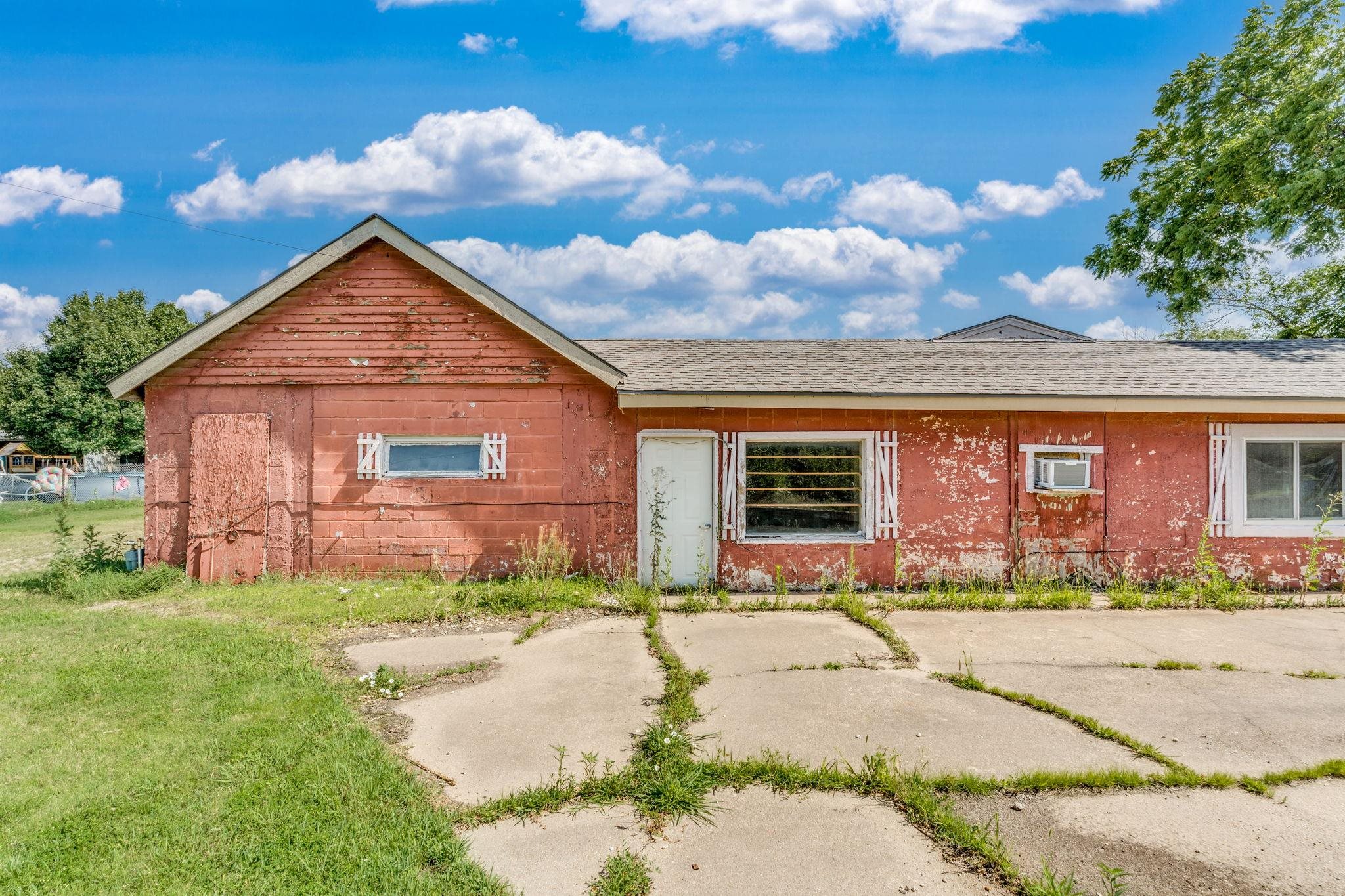 4772 SW 100th Street Augusta KS 67010