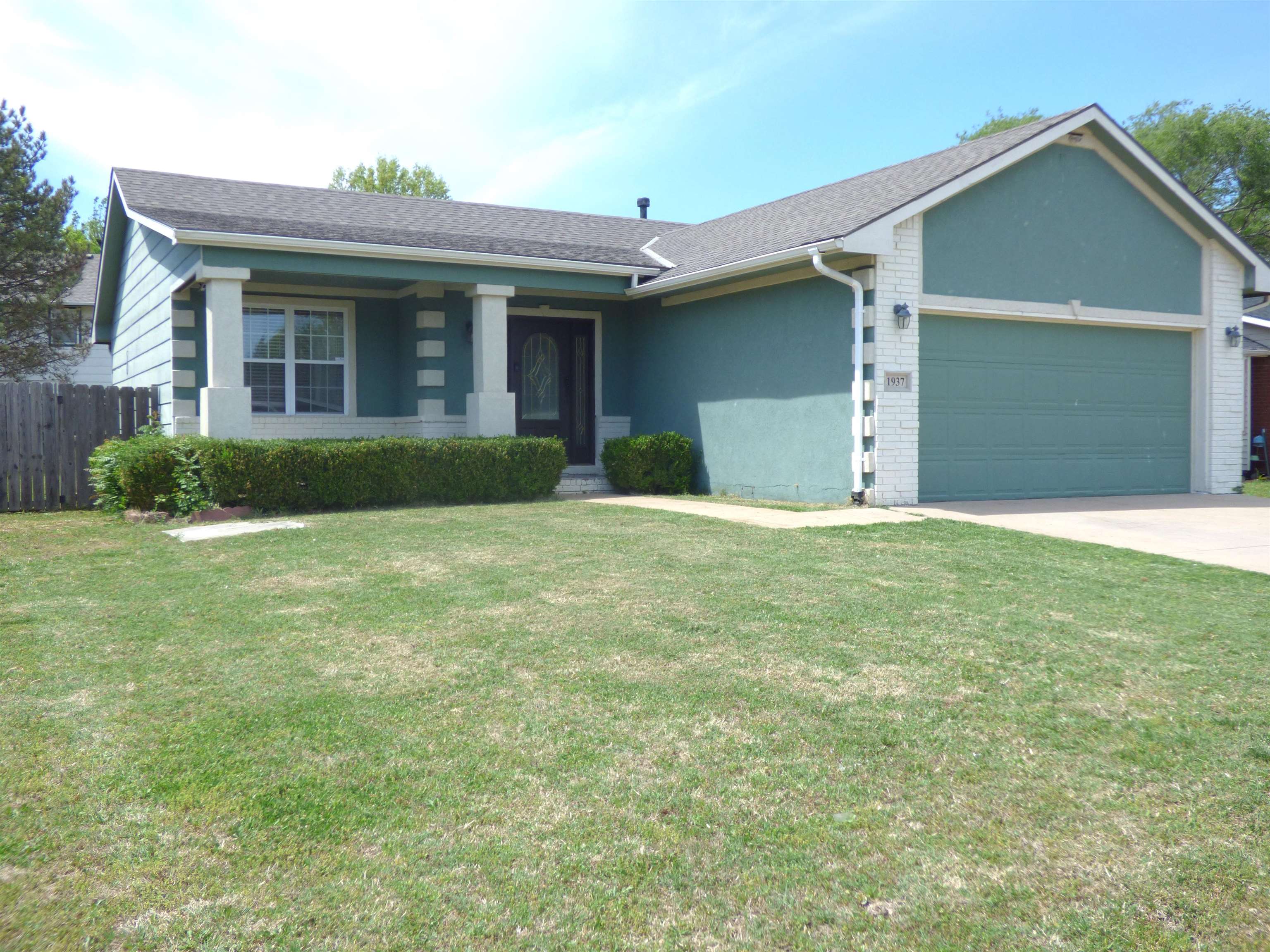 1937 S Chateau Street Wichita KS 67207