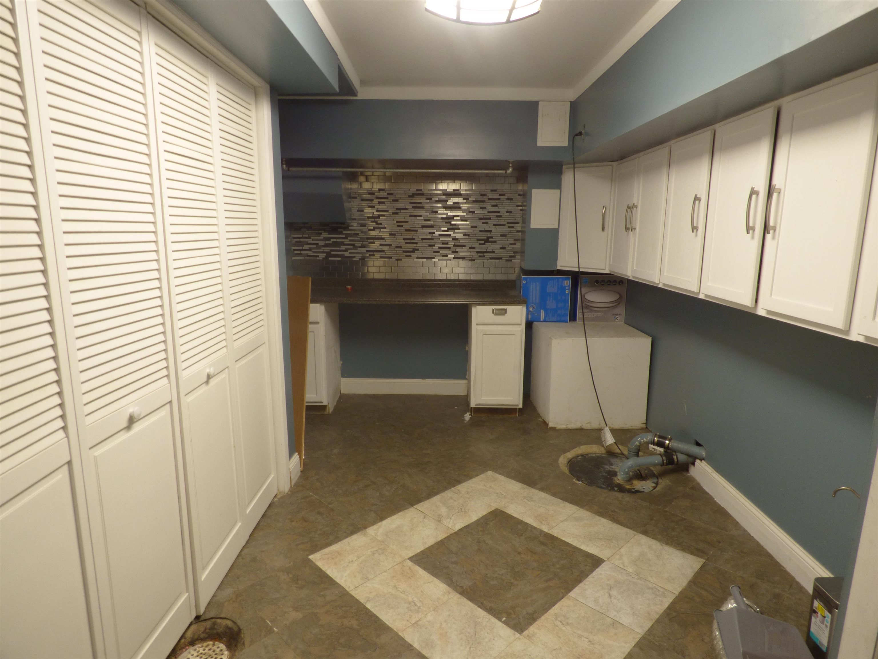 1937 S Chateau Street Wichita KS 67207