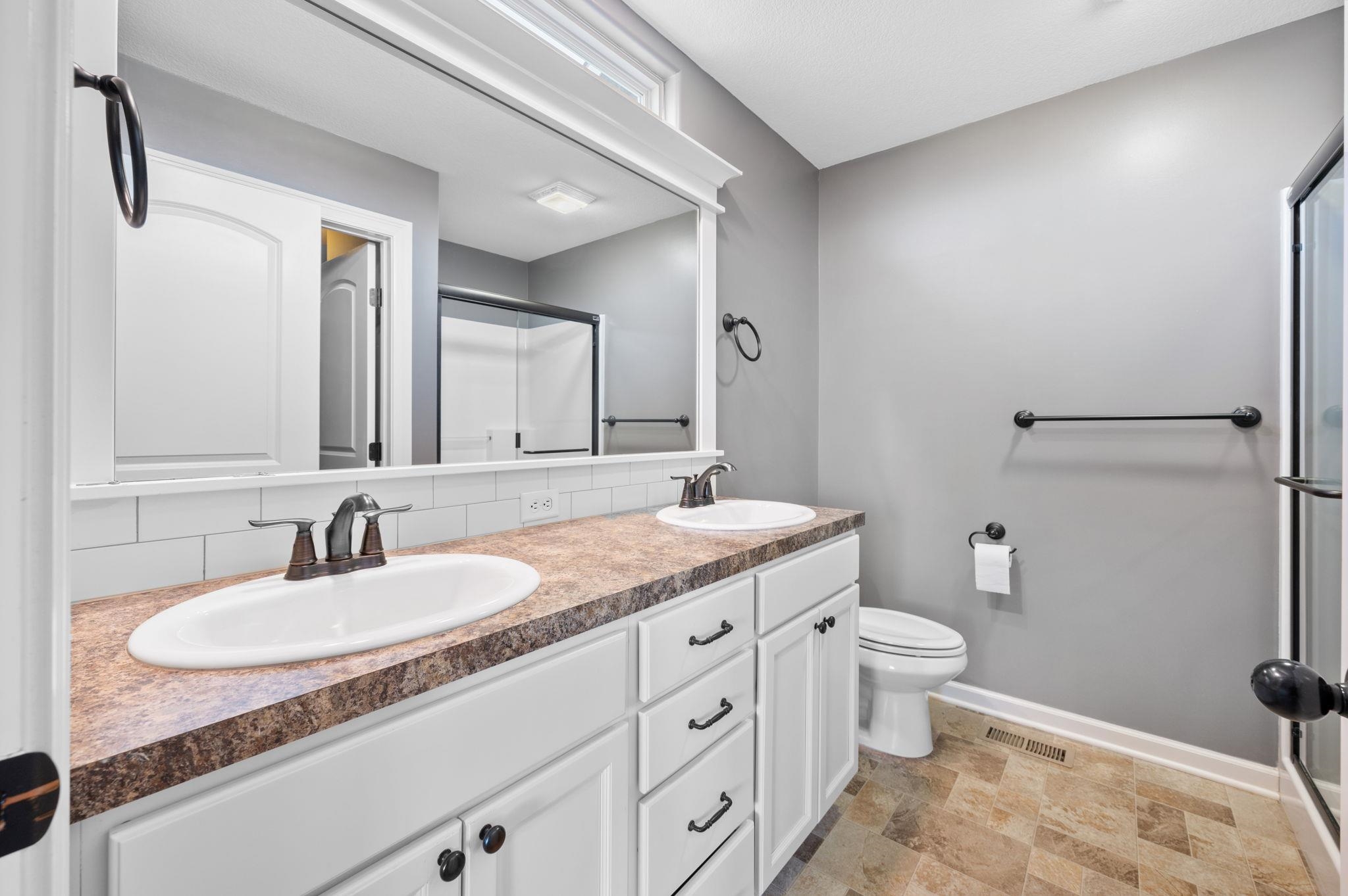 2018 E Clover Court Andover KS 67002-8446