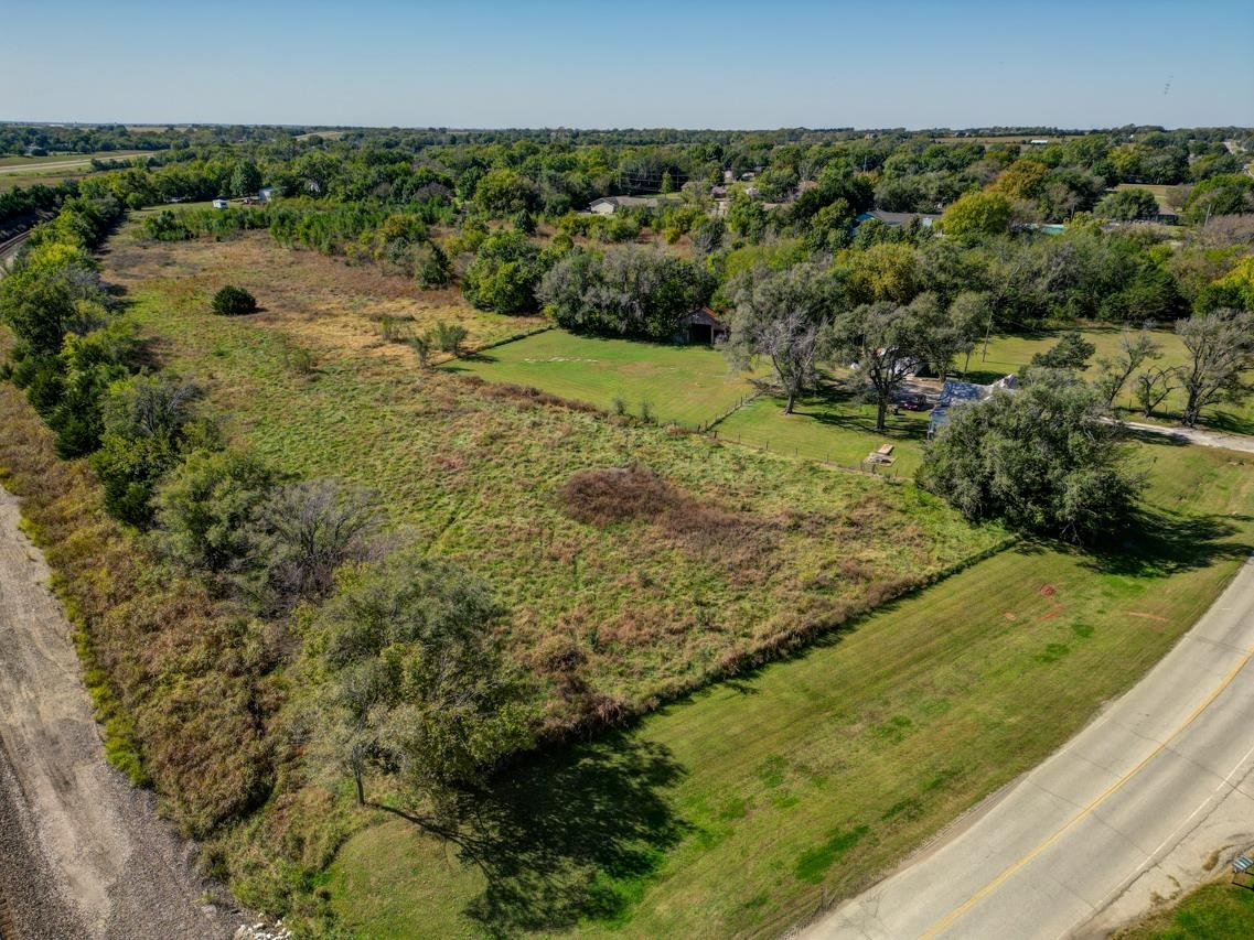 121 W 33rd Avenue Winfield KS 67156