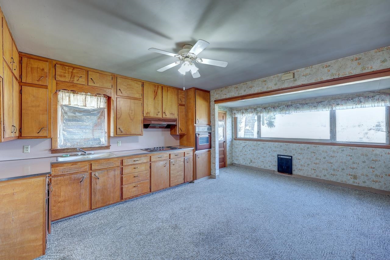 121 W 33rd Avenue Winfield KS 67156
