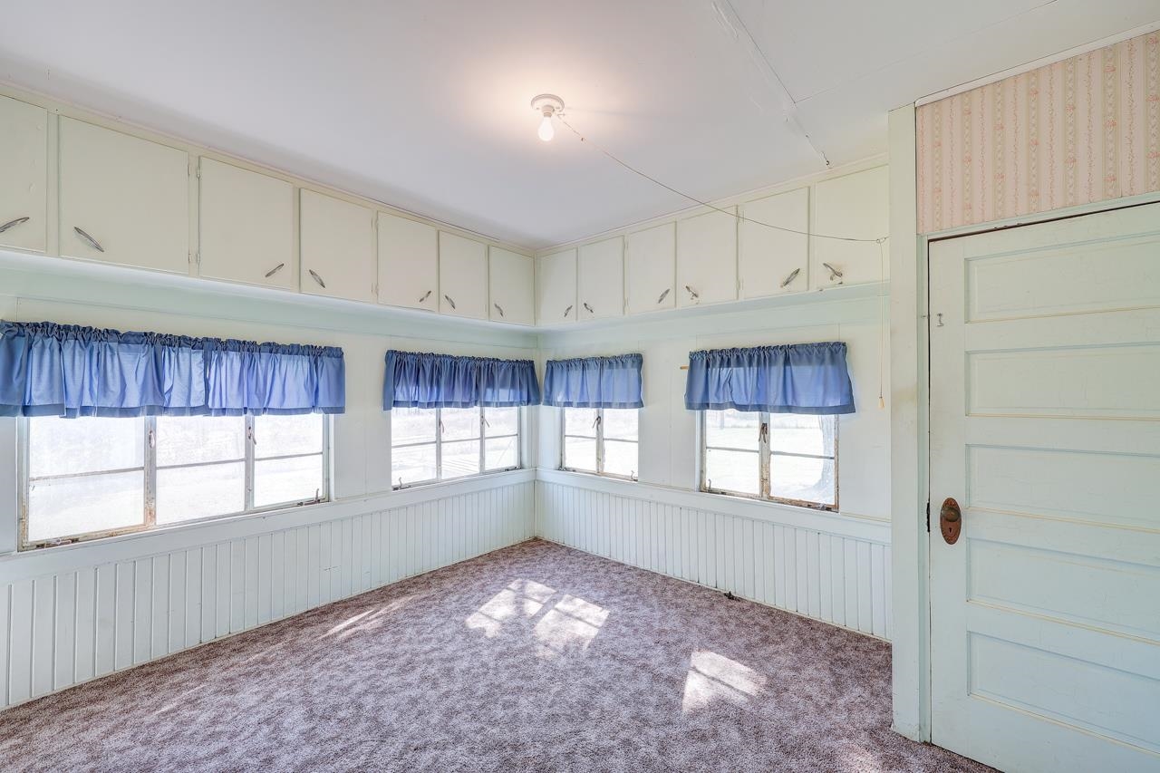 121 W 33rd Avenue Winfield KS 67156
