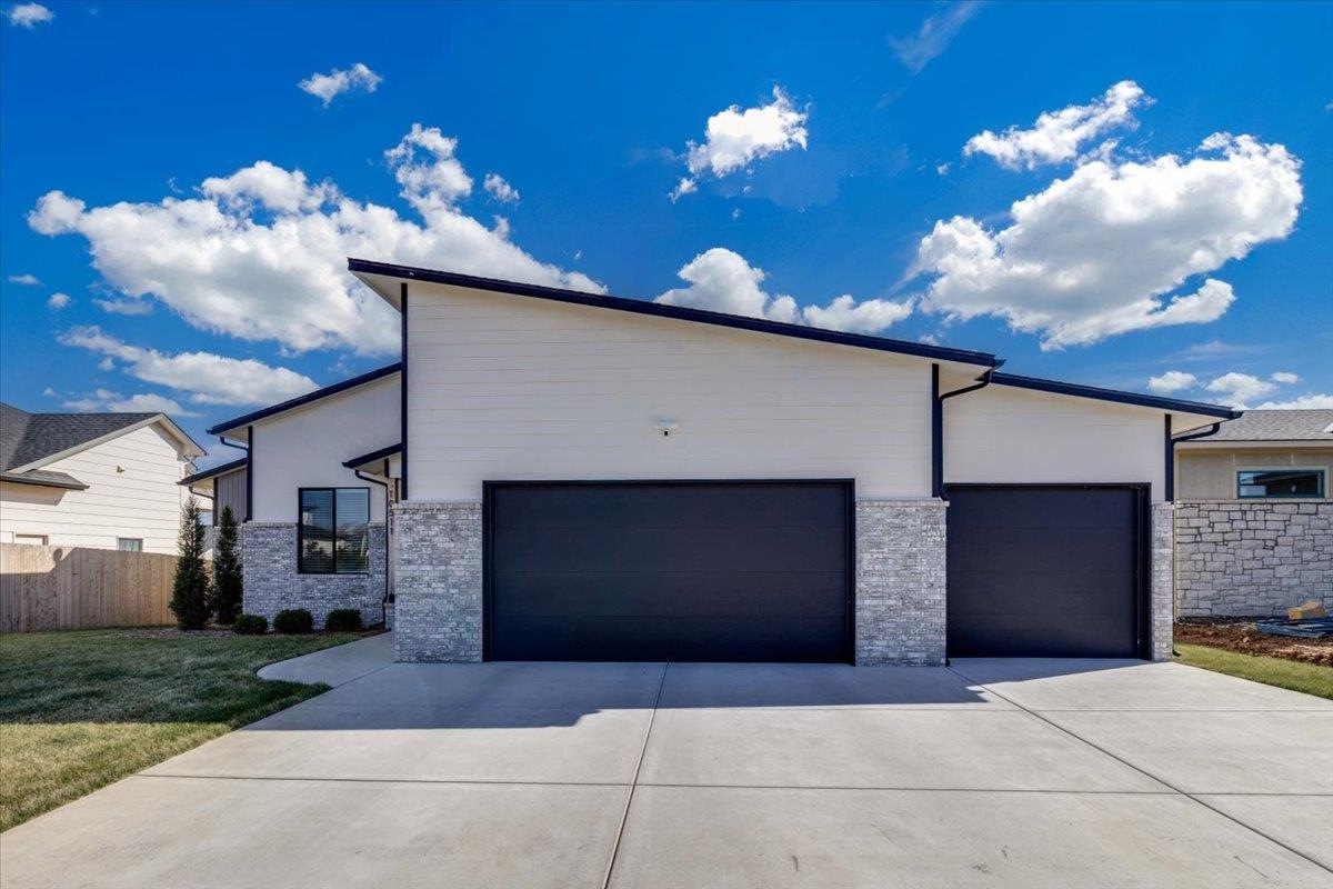 10511 W Basil Wichita KS 67215