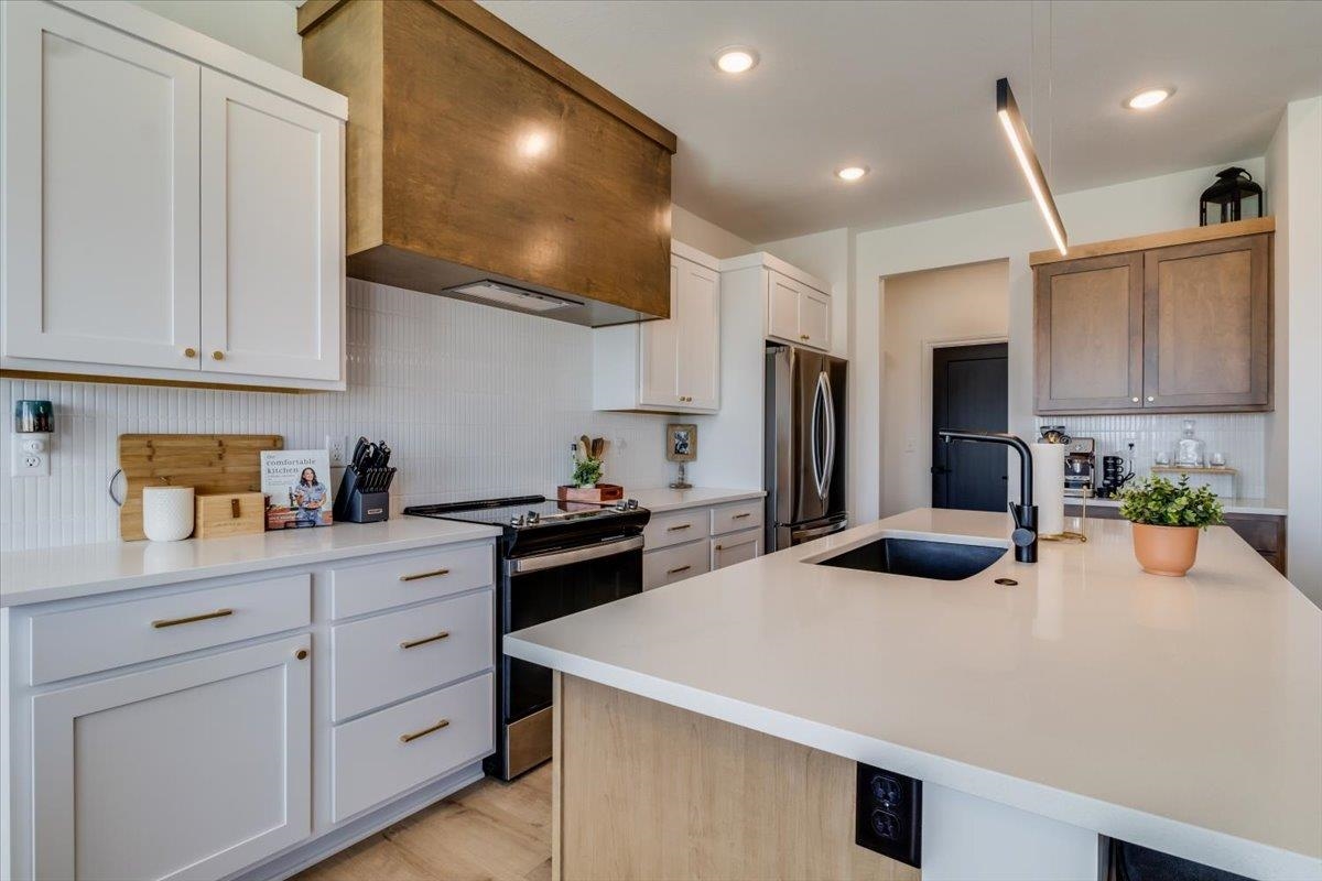 10511 W Basil Wichita KS 67215