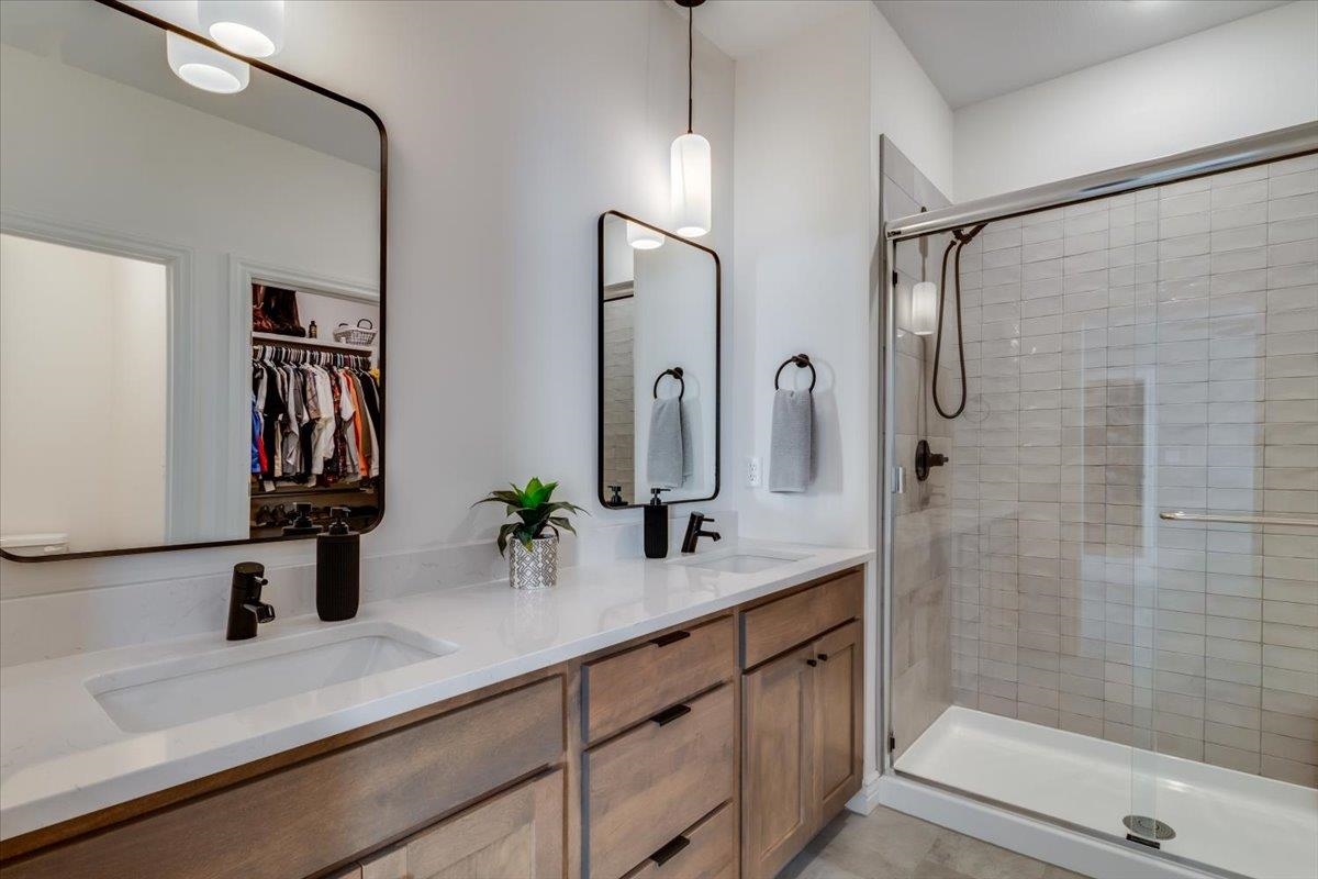 10511 W Basil Wichita KS 67215
