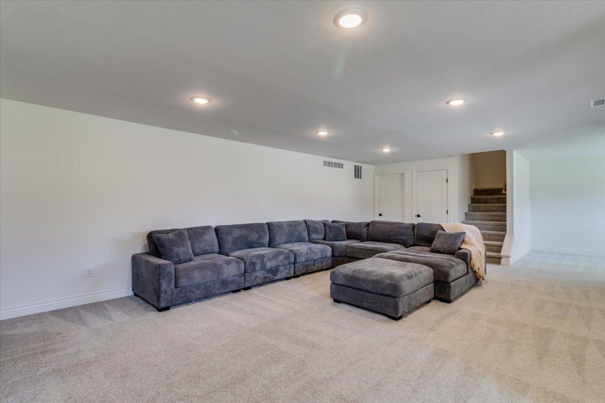 10511 W Basil Wichita KS 67215