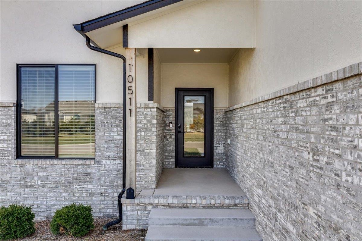 10511 W Basil Wichita KS 67215