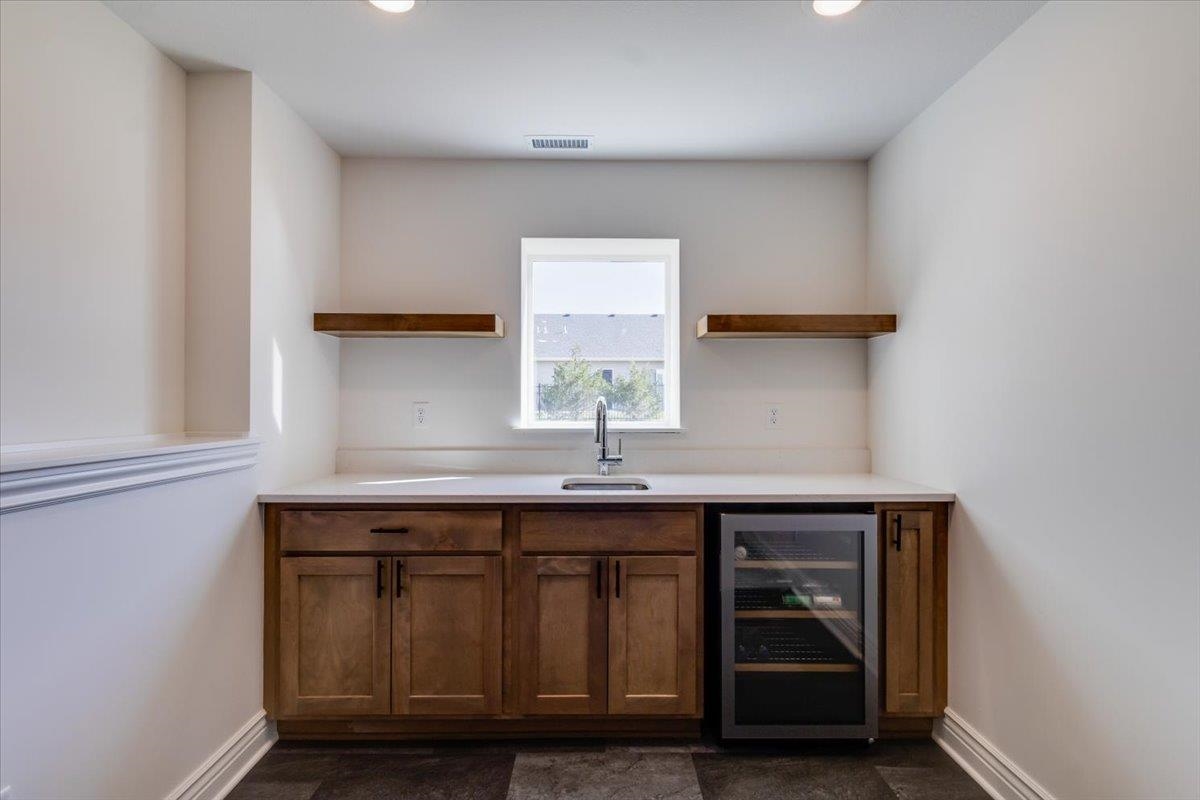 10511 W Basil Wichita KS 67215