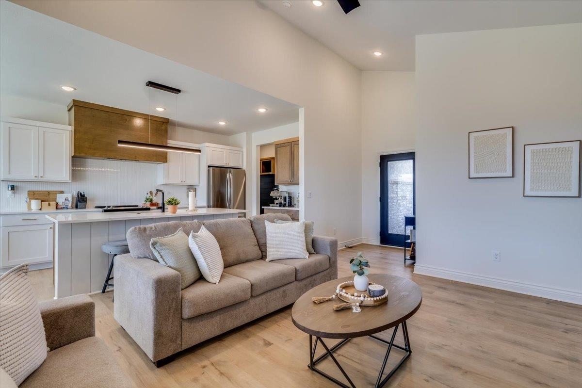 10511 W Basil Wichita KS 67215