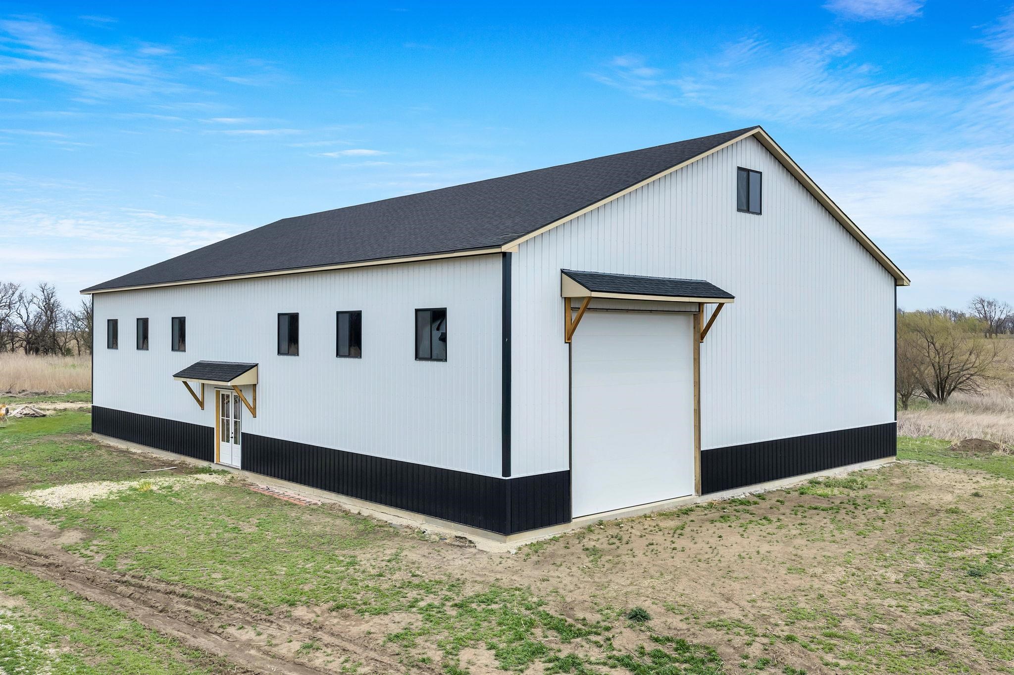 11682 NW 160th Street Newton KS 67114