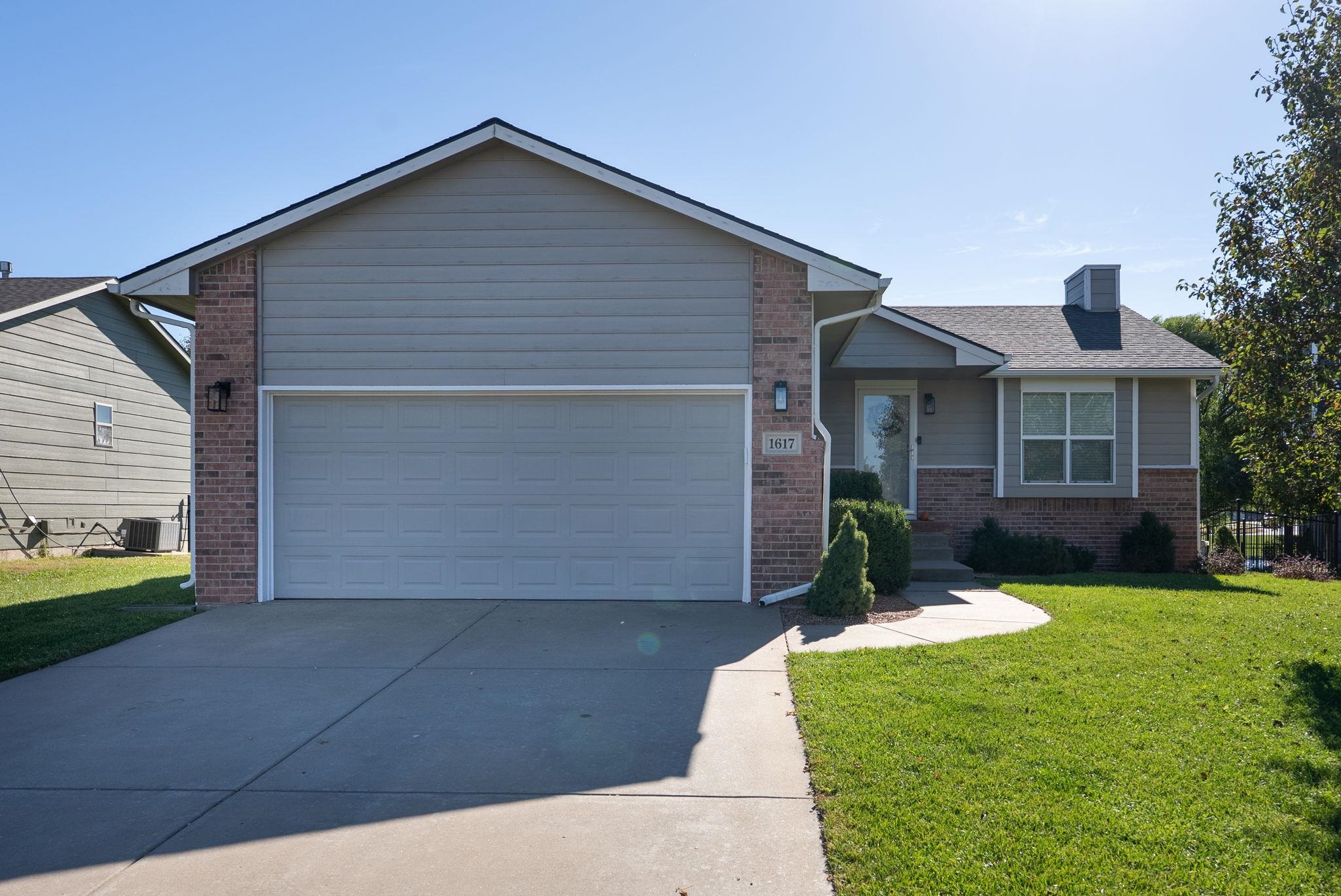 1617 N Mcrae Court Goddard KS 67052