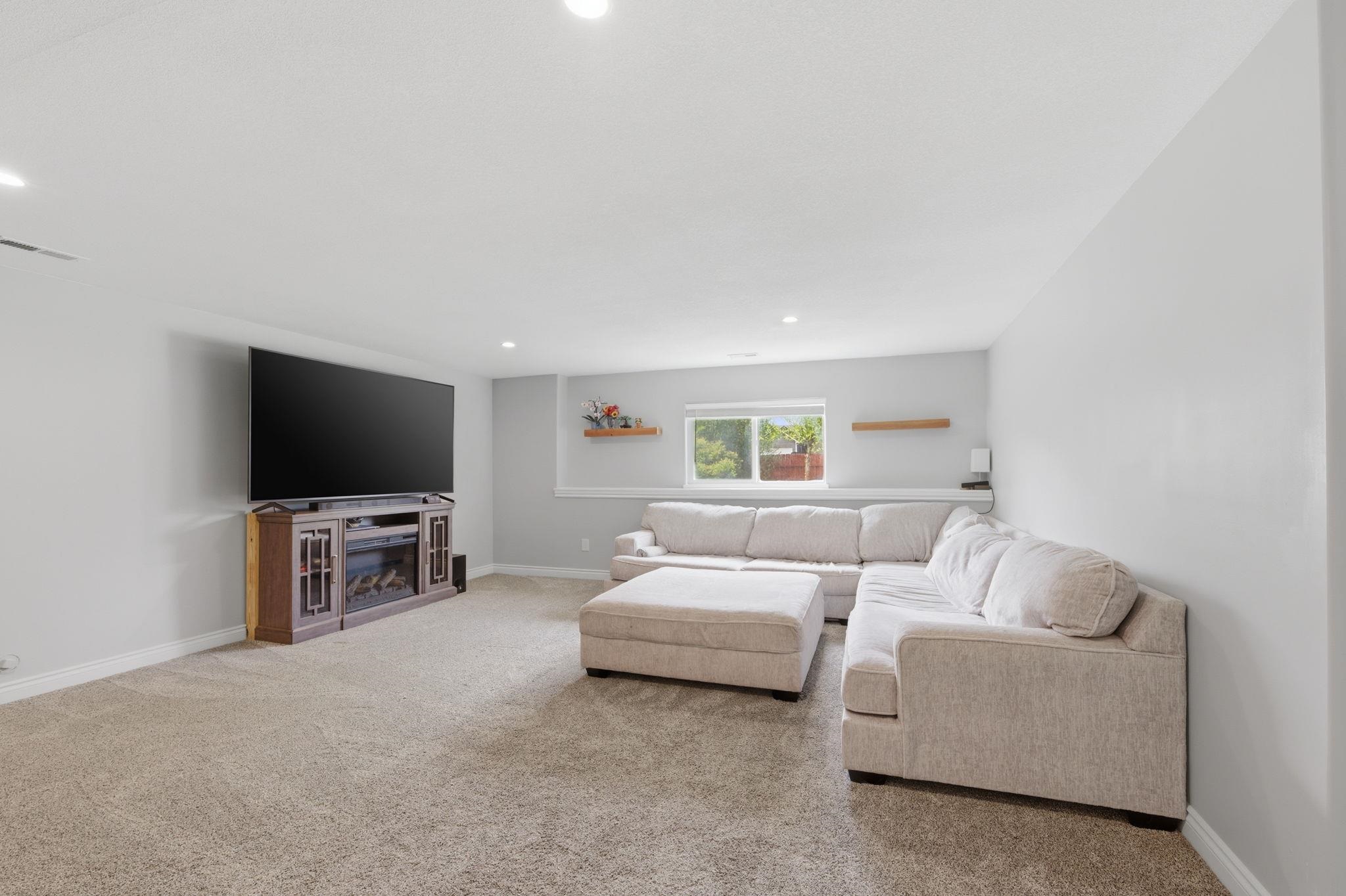1305 S Gateway Wichita KS 67230