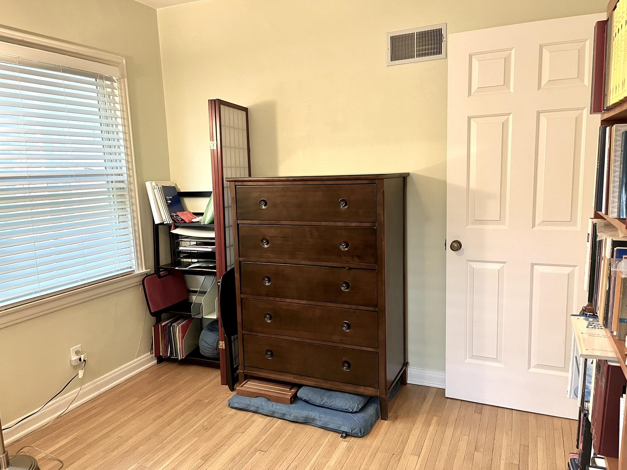 127 N Pinecrest Wichita KS 67208
