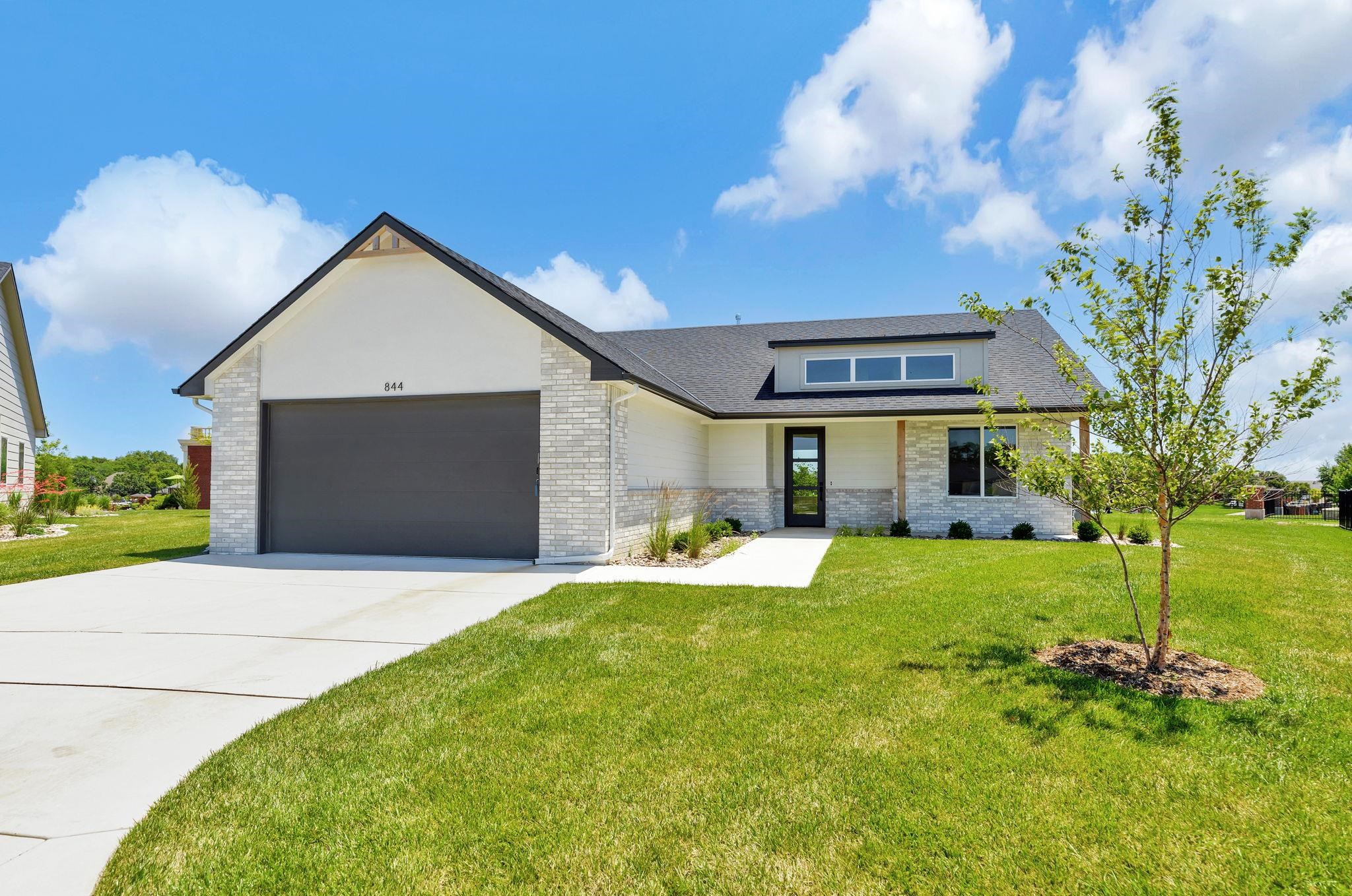 844 N Speyside Circle Andover KS 67002