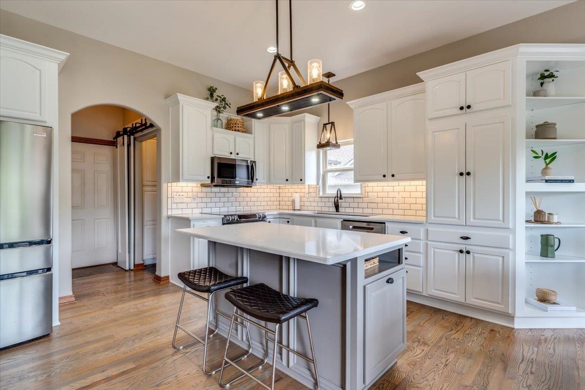 614 W Douglas Avenue Andover KS 67002