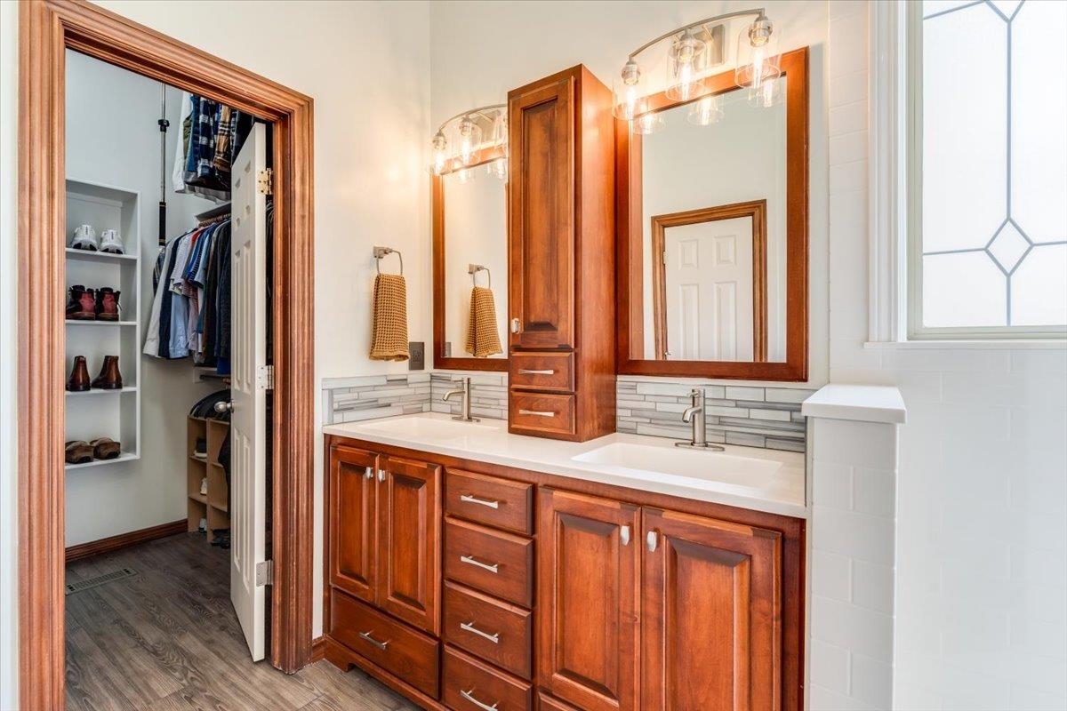 614 W Douglas Avenue Andover KS 67002