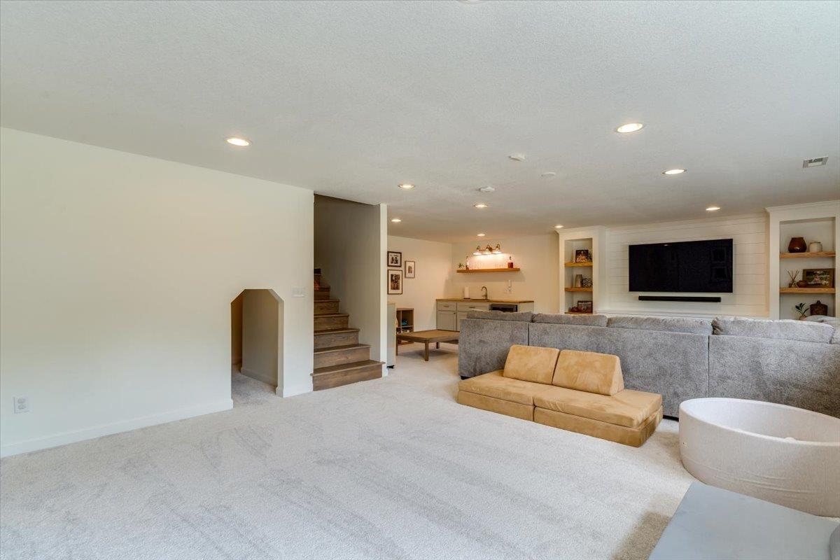 614 W Douglas Avenue Andover KS 67002