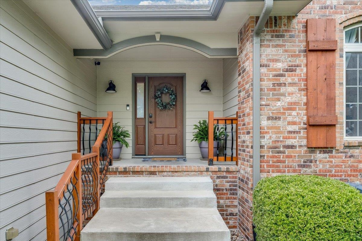 614 W Douglas Avenue Andover KS 67002