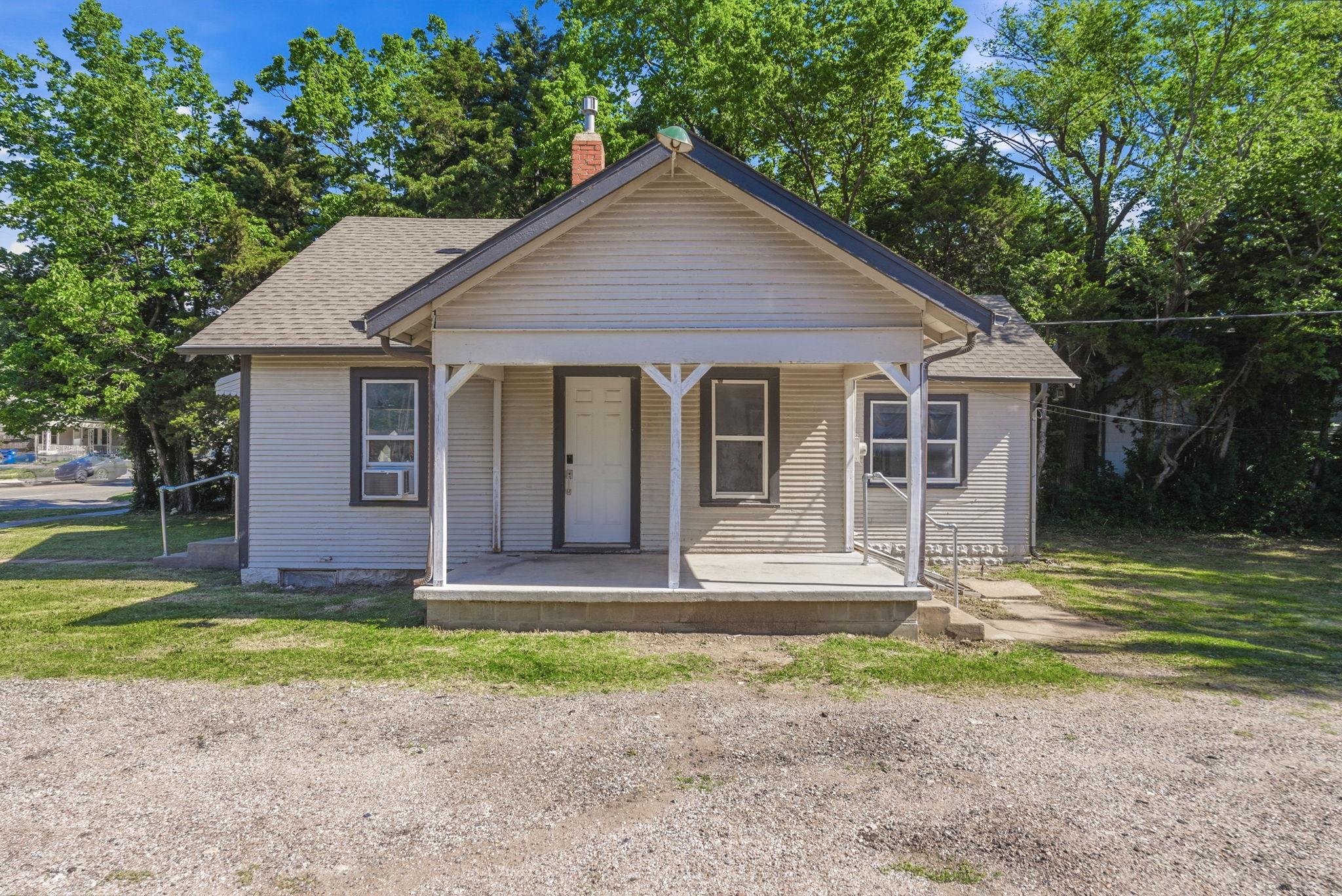1204 N Oliver Avenue Wichita KS 67208