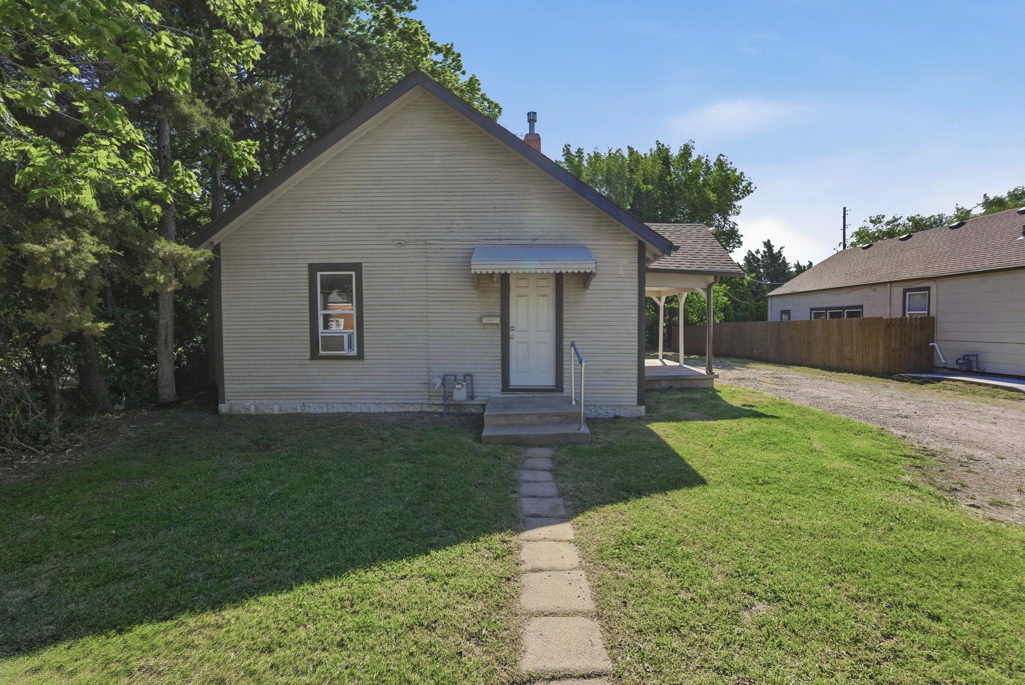 1204 N Oliver Avenue Wichita KS 67208