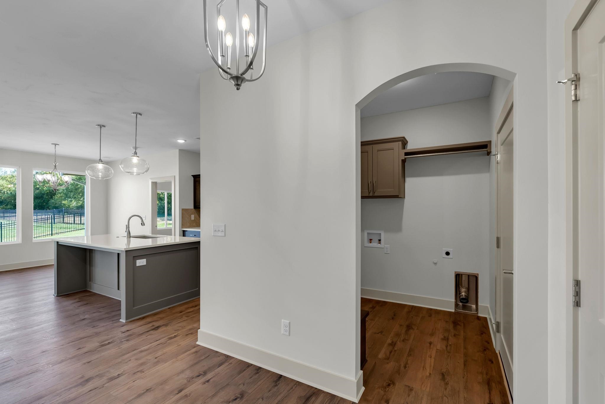 5016 N Highland Street Bel Aire KS 67220