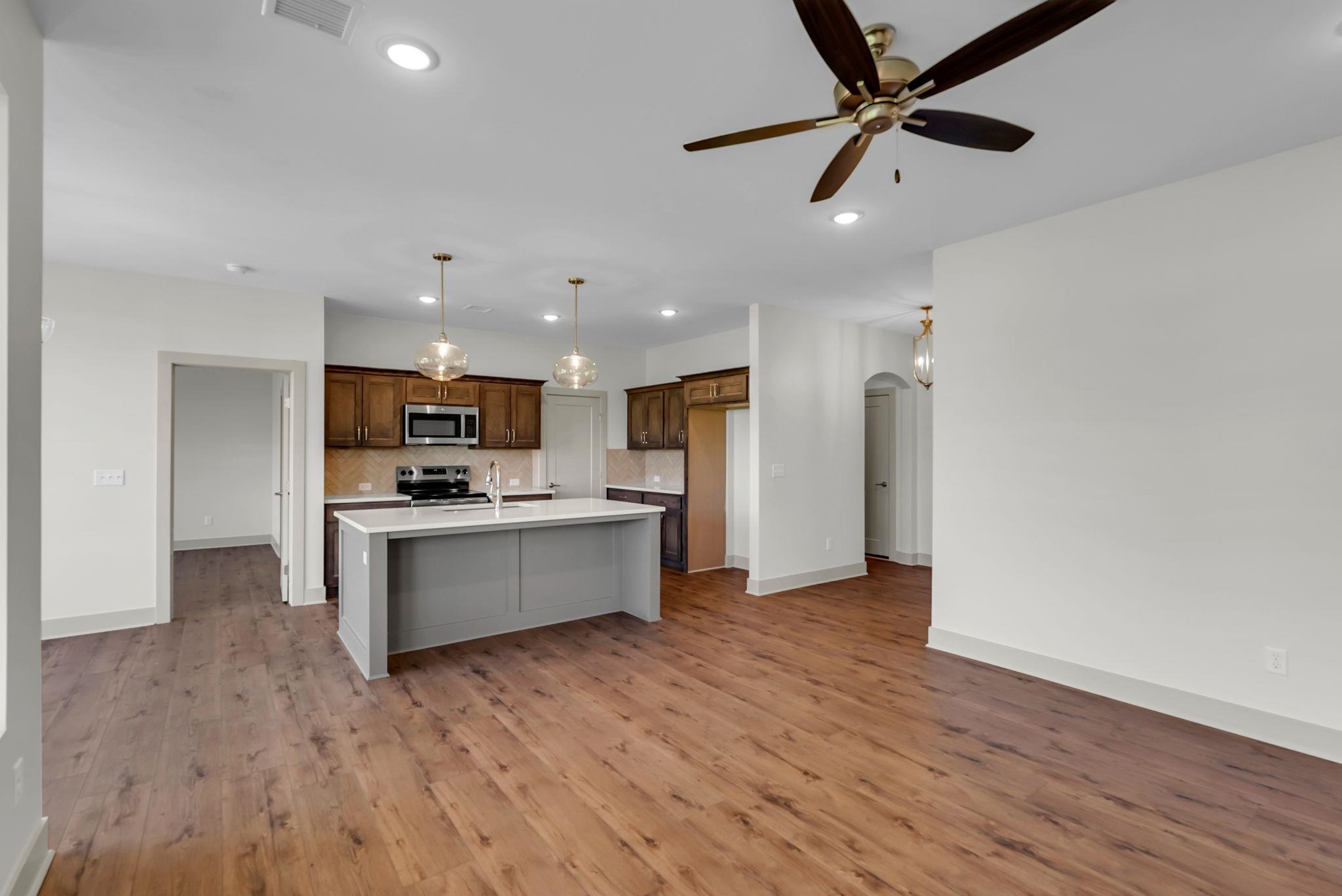 5016 N Highland Street Bel Aire KS 67220