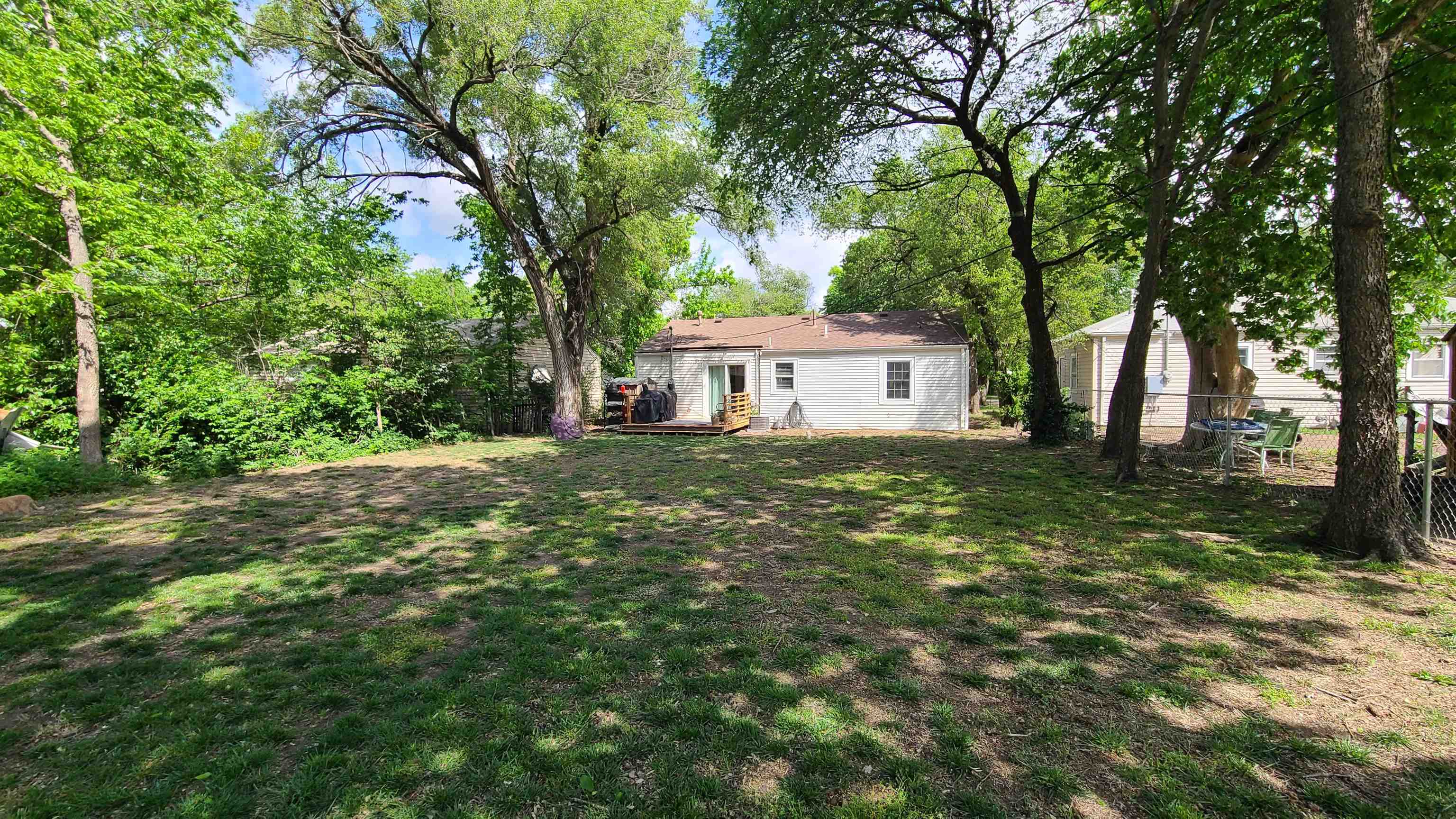 1106 E 7th Wellington KS 67152